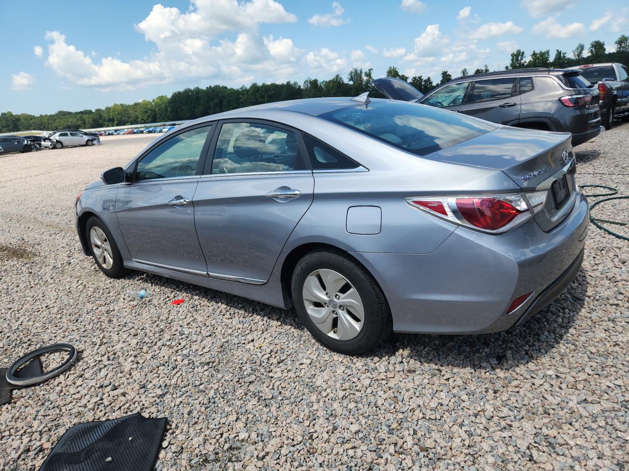 2014 Hyundai Sonata Hybrid Silver vin: KMHEC4A44EA117678