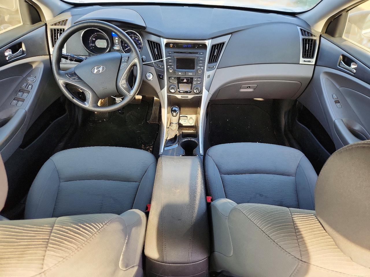 2015 Hyundai Sonata Hybrid Base Black vin: KMHEC4A44FA125197