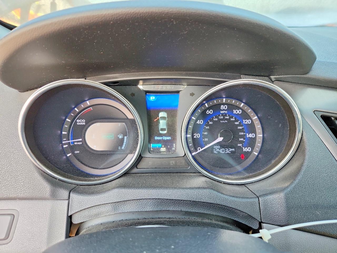 2015 Hyundai Sonata Hybrid Base Black vin: KMHEC4A44FA125197