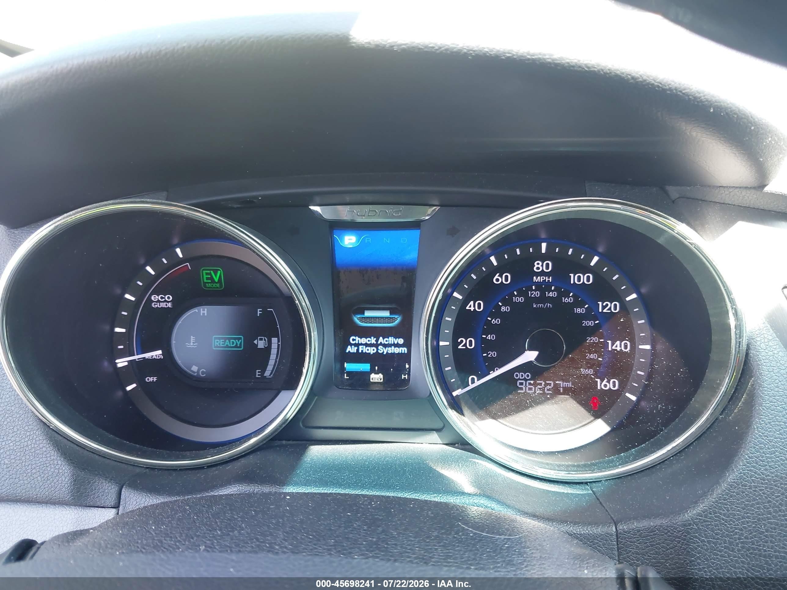 2011 Hyundai Sonata Hybrid   Silver vin: KMHEC4A45BA000736