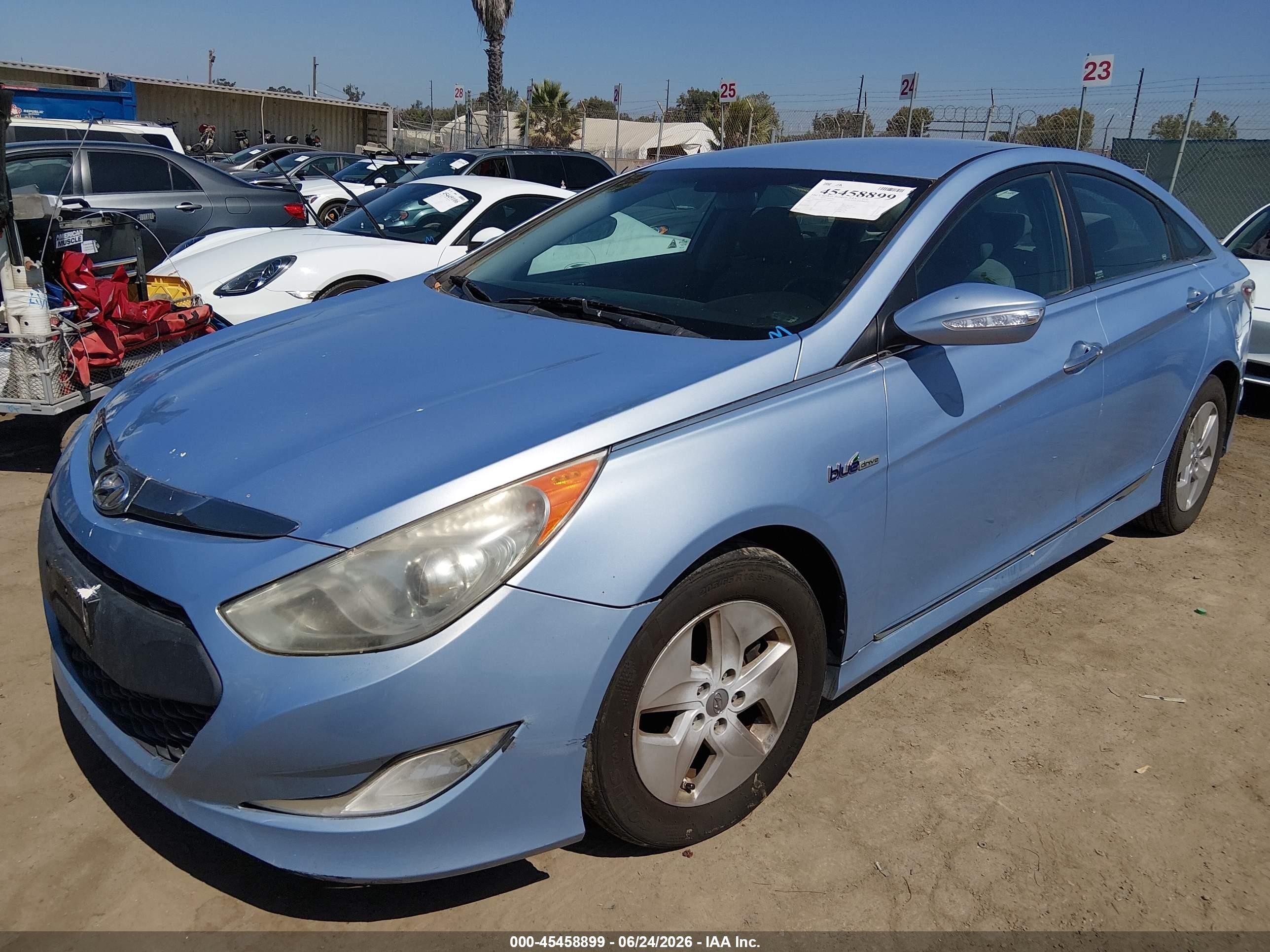 2011 Hyundai Sonata Hybrid   Light Blue vin: KMHEC4A45BA000963