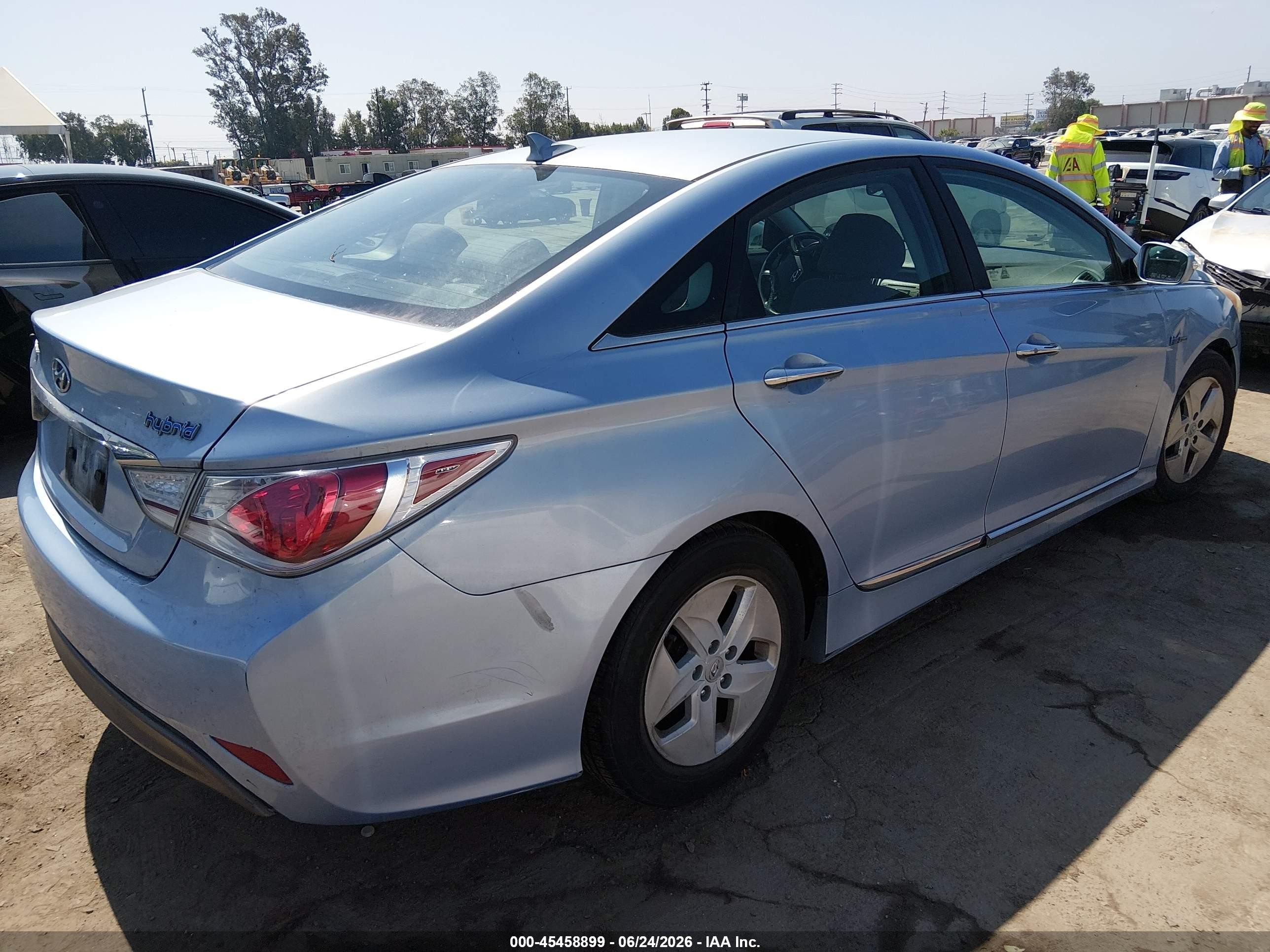 2011 Hyundai Sonata Hybrid   Light Blue vin: KMHEC4A45BA000963
