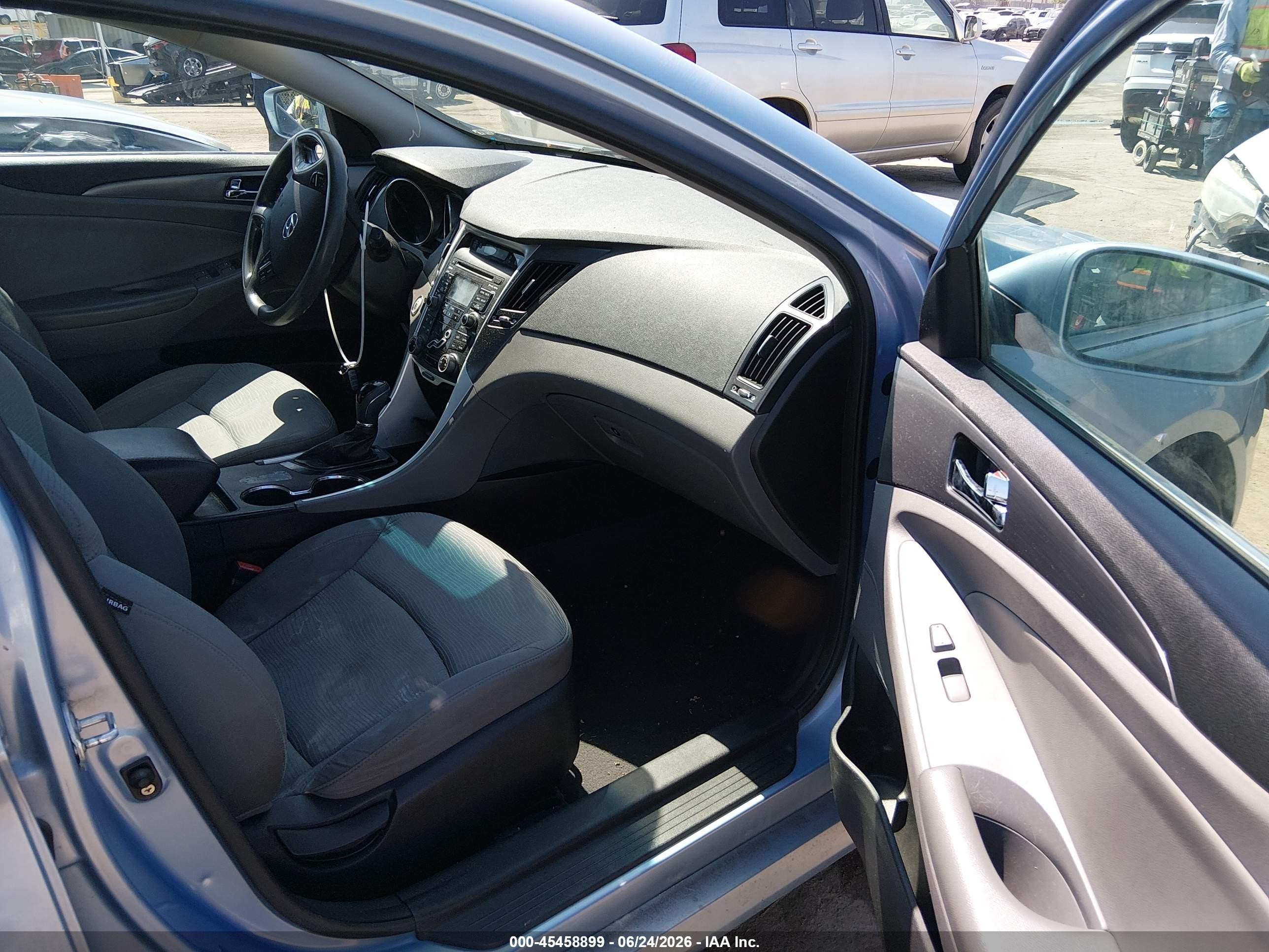 2011 Hyundai Sonata Hybrid   Light Blue vin: KMHEC4A45BA000963