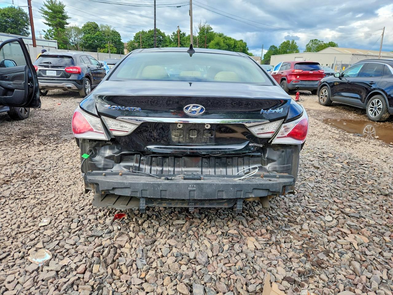 2011 Hyundai Sonata Hybrid Black vin: KMHEC4A45BA002941