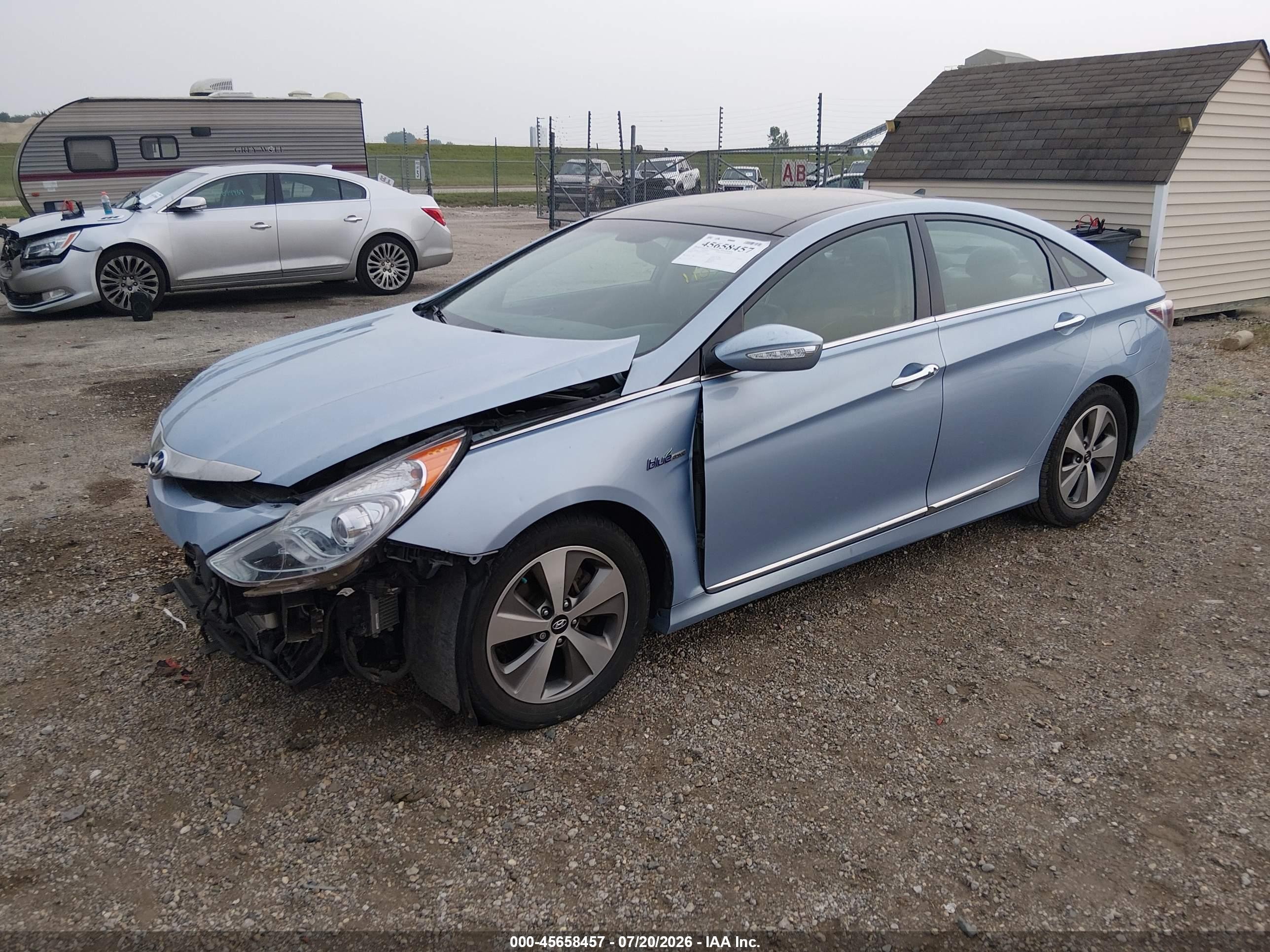 2011 Hyundai Sonata Hybrid   Light Blue vin: KMHEC4A45BA011039