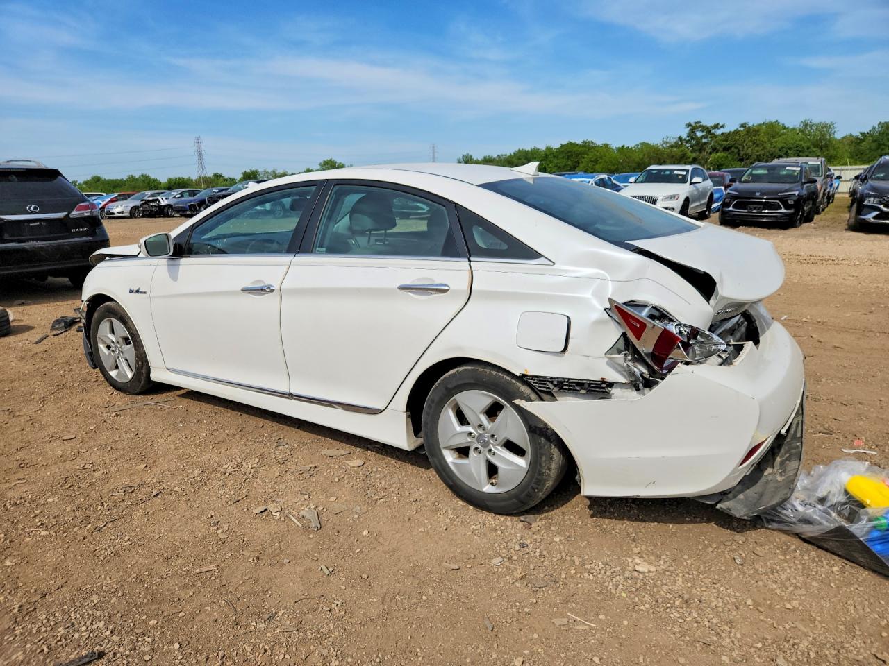 2012 Hyundai Sonata Hybrid White vin: KMHEC4A45CA022687