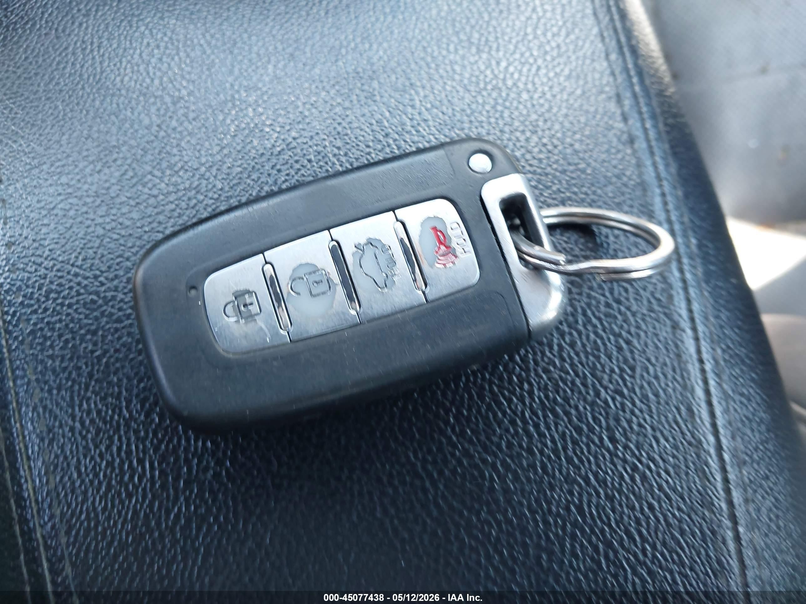 2012 Hyundai Sonata Hybrid   Black vin: KMHEC4A45CA028859