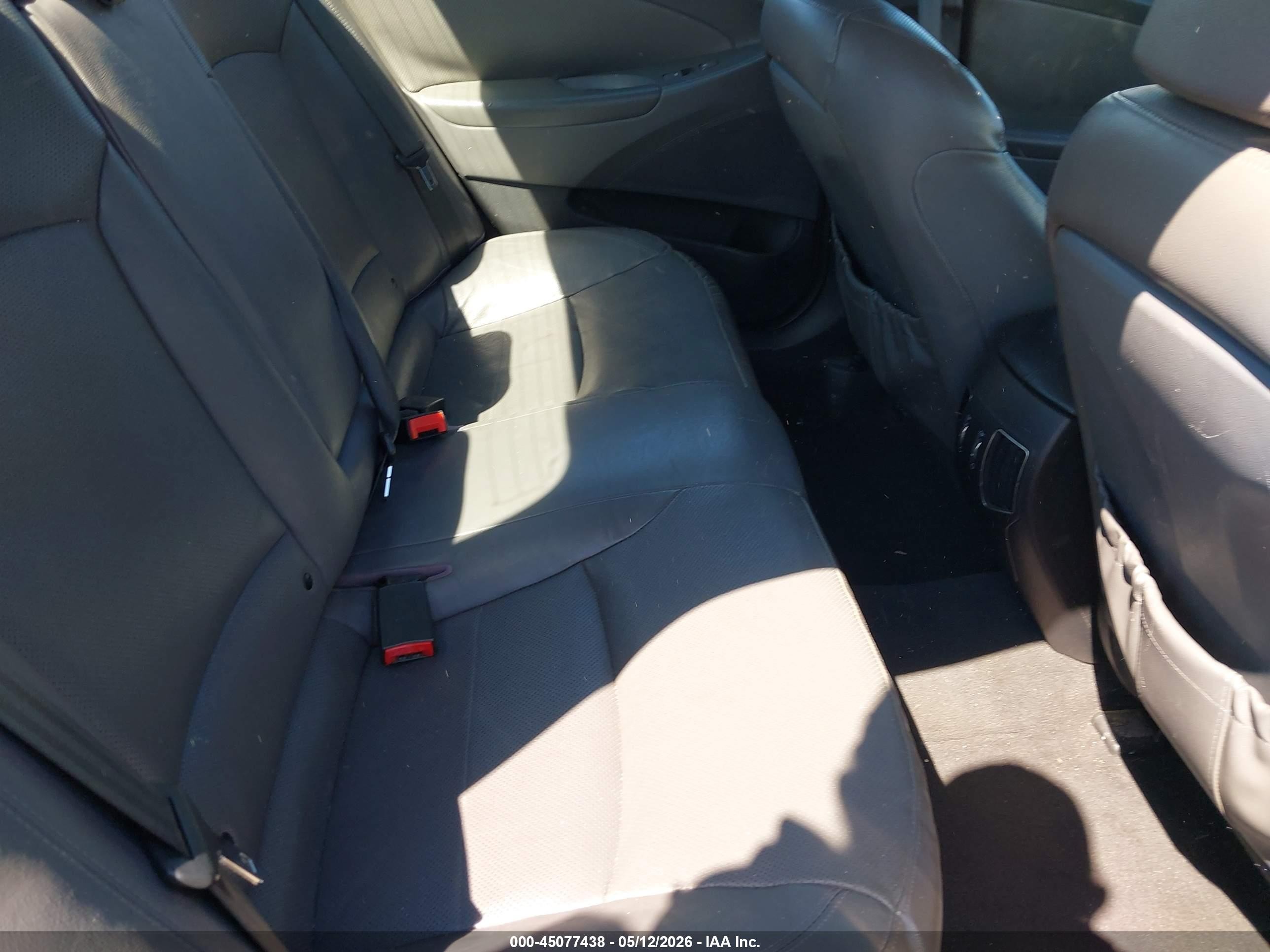 2012 Hyundai Sonata Hybrid   Black vin: KMHEC4A45CA028859