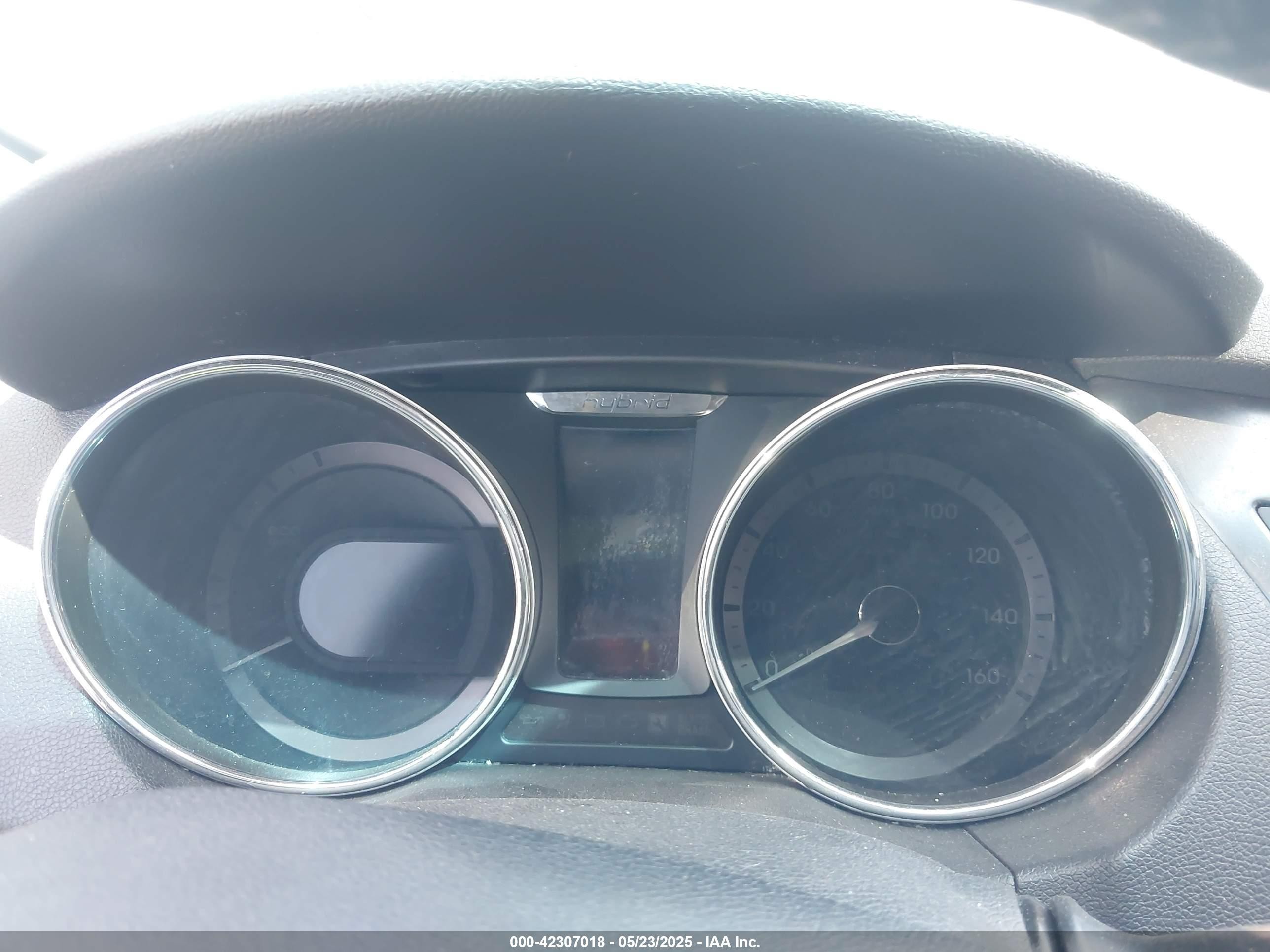 2012 Hyundai Sonata Hybrid   Серый vin: KMHEC4A45CA042017
