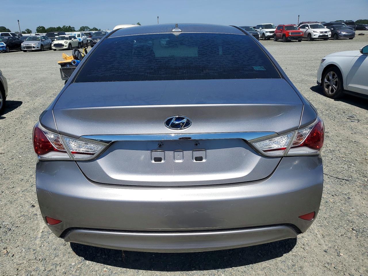 2012 Hyundai Sonata Hybrid Silver vin: KMHEC4A45CA056600