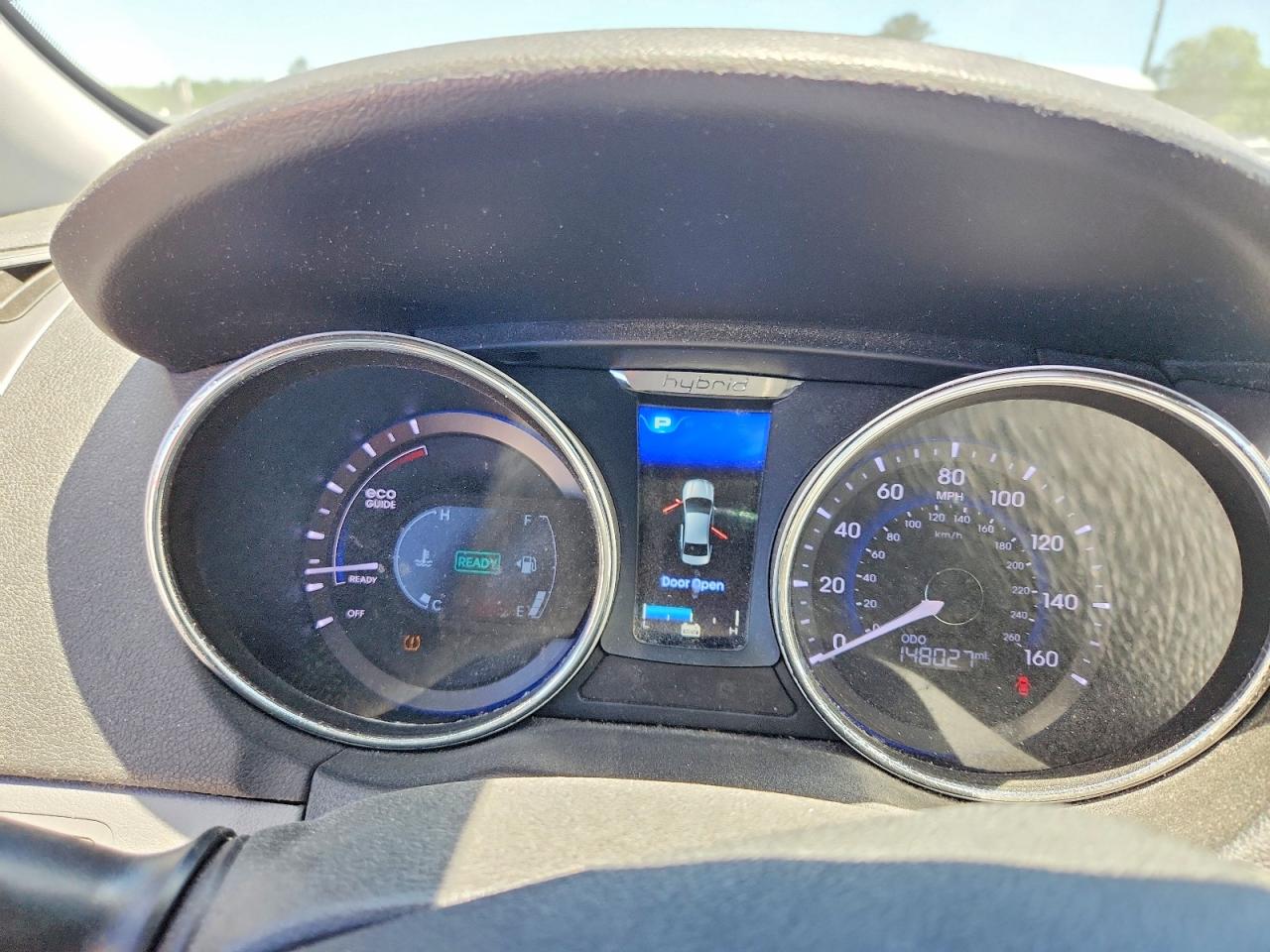 2013 Hyundai Sonata Hybrid Silver vin: KMHEC4A45DA064729
