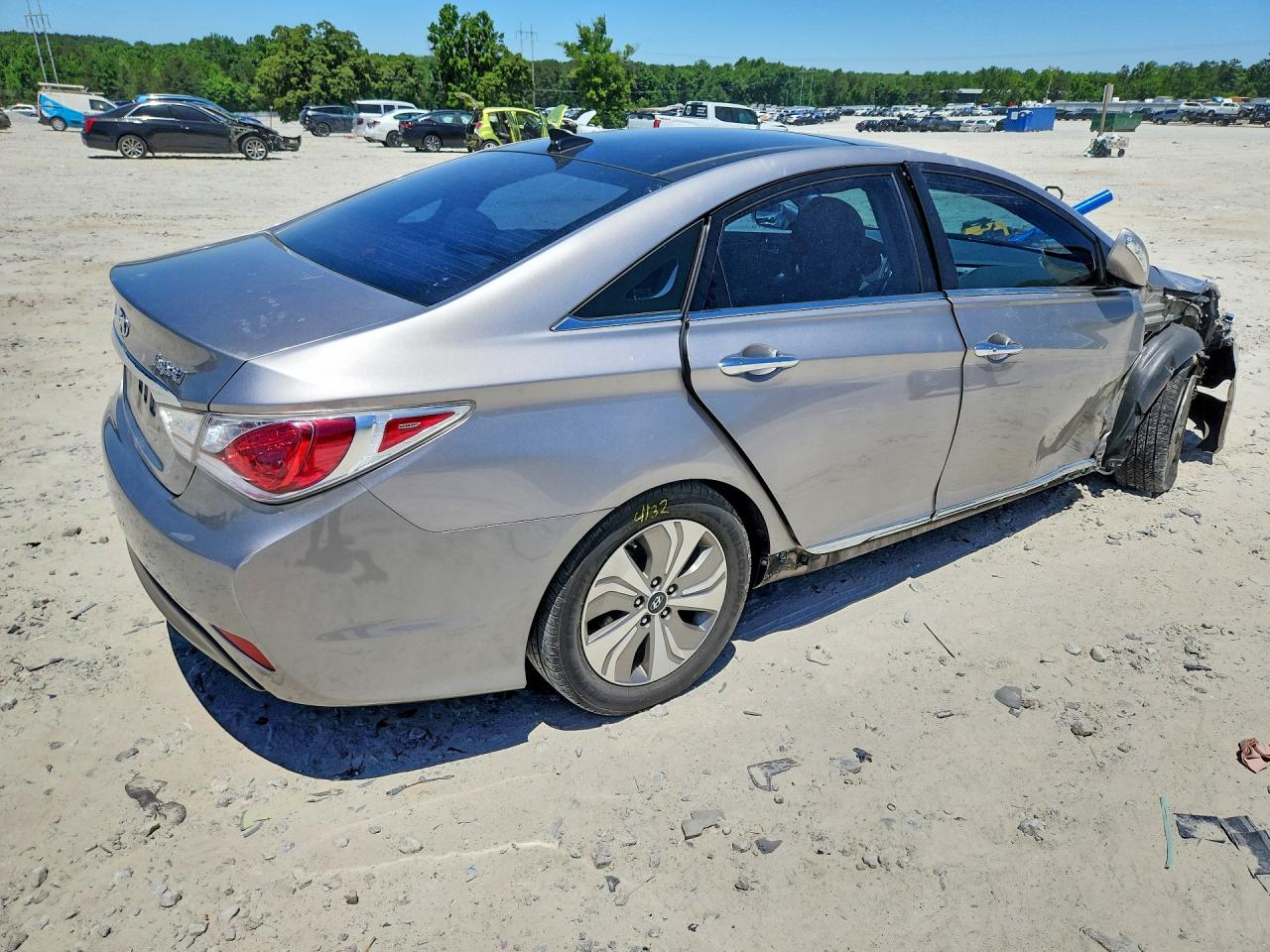 2013 Hyundai Sonata Hybrid Silver vin: KMHEC4A45DA064729