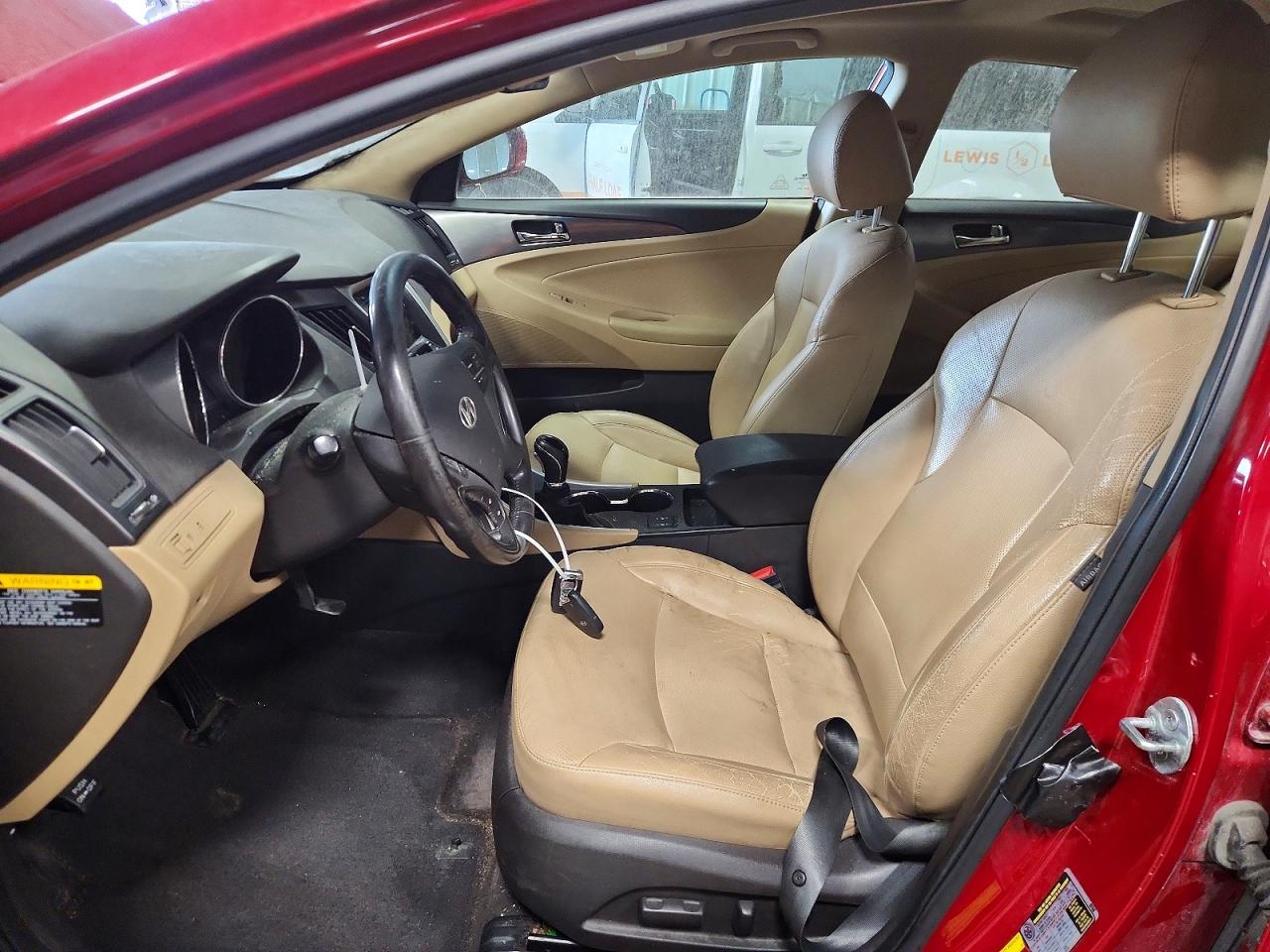 2013 Hyundai Sonata Hybrid Красный vin: KMHEC4A45DA066769