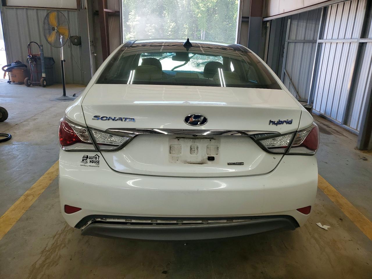 2013 Hyundai Sonata Hybrid White vin: KMHEC4A45DA068764