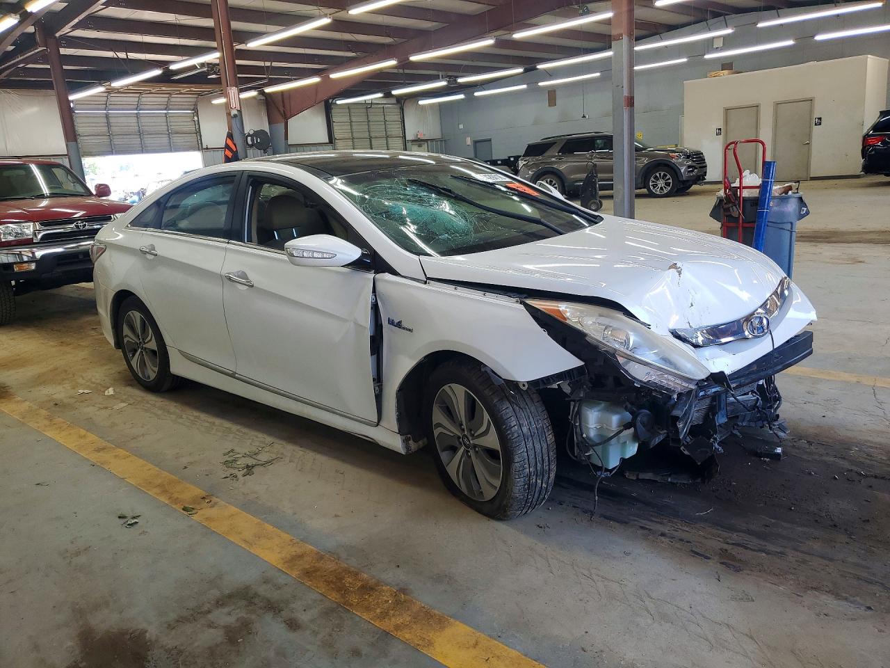 2013 Hyundai Sonata Hybrid White vin: KMHEC4A45DA068764
