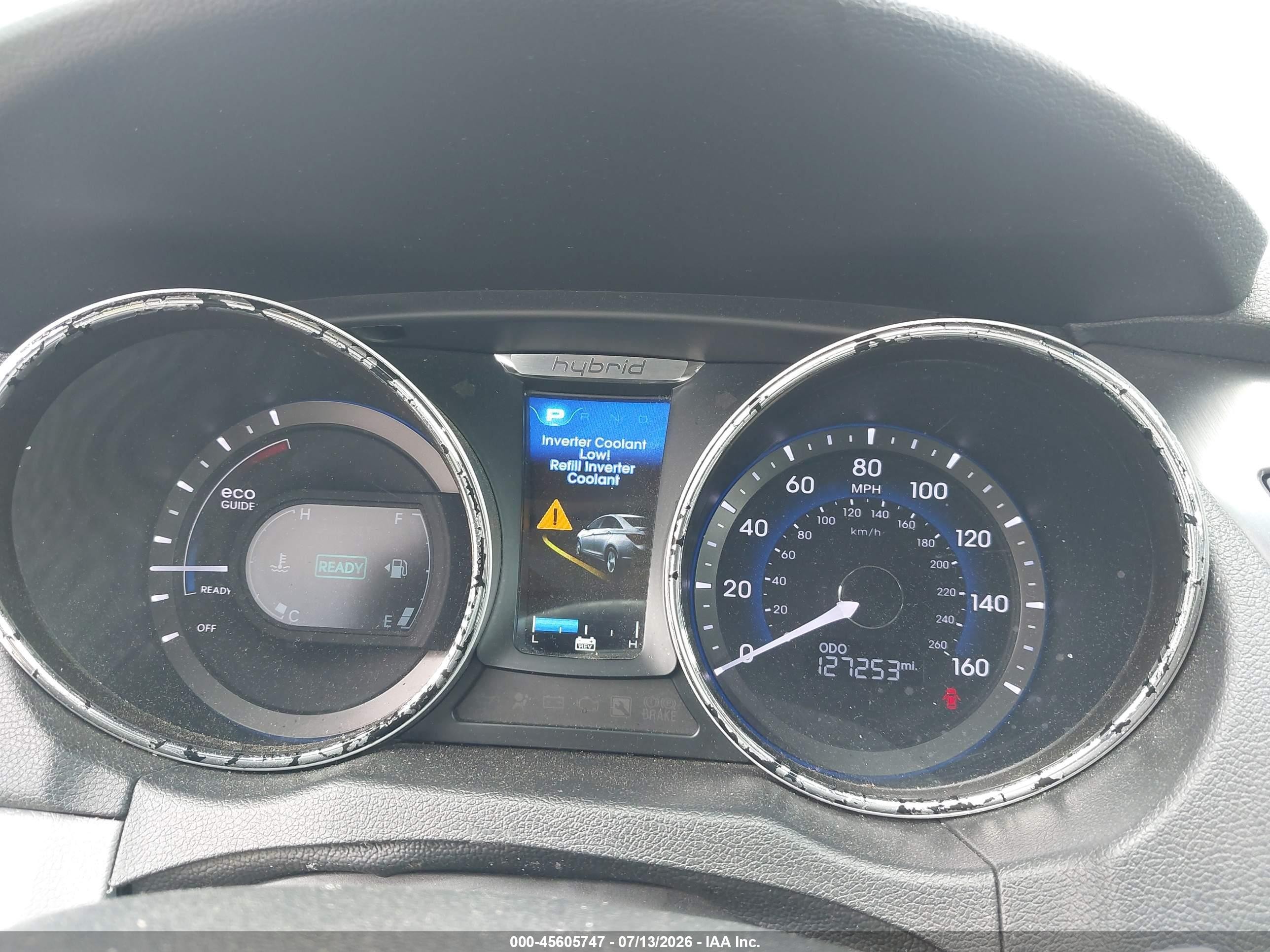 2013 Hyundai Sonata Hybrid   Silver vin: KMHEC4A45DA078615