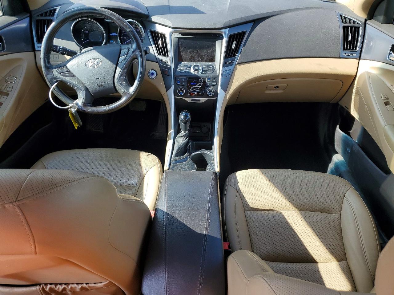 2013 Hyundai Sonata Hybrid Красный vin: KMHEC4A45DA084348