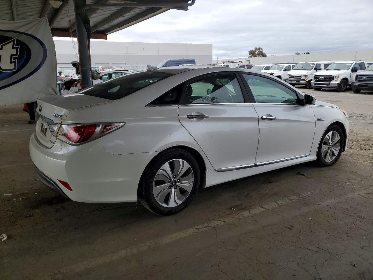 2013 Hyundai Sonata Hybrid White vin: KMHEC4A45DA091980