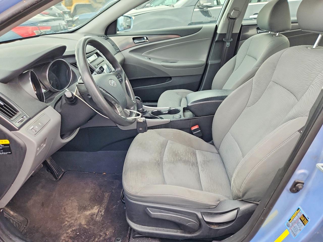 2013 Hyundai Sonata Hybrid Blue vin: KMHEC4A45DA093387