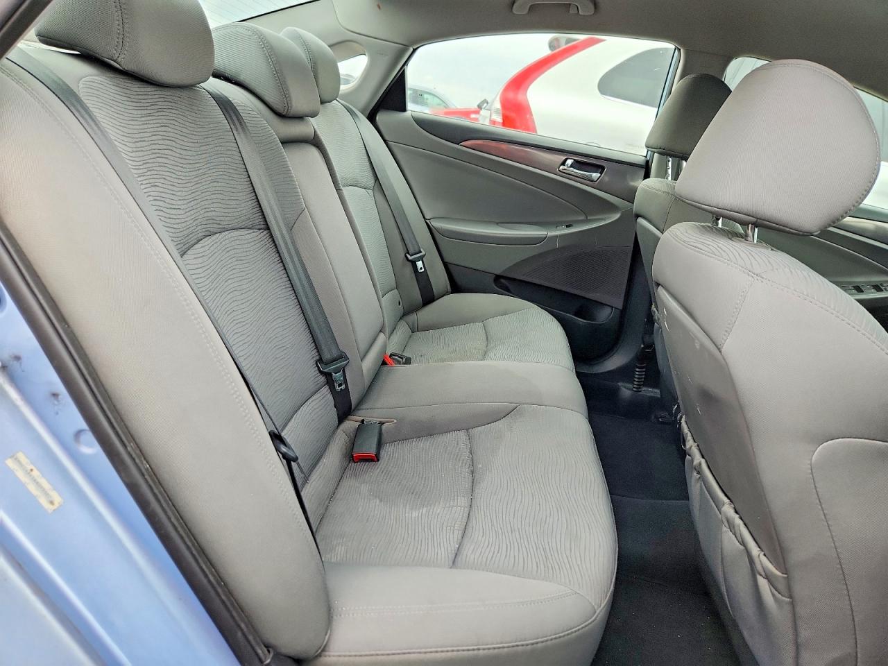 2013 Hyundai Sonata Hybrid Blue vin: KMHEC4A45DA093387