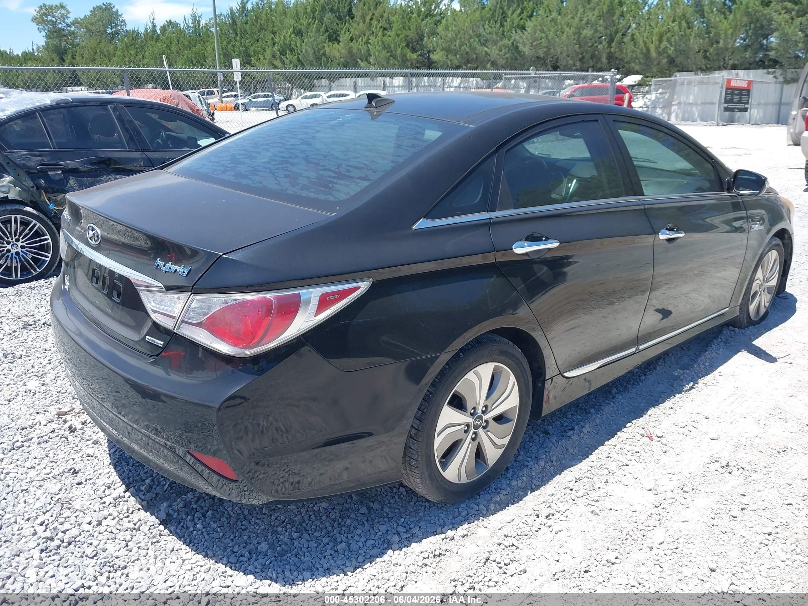 2014 Hyundai Sonata Hybrid Limited Черный vin: KMHEC4A45EA108679