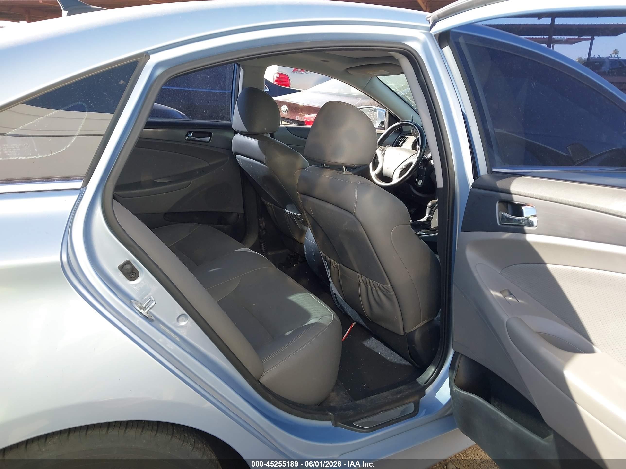 2014 Hyundai Sonata Hybrid Limited Light Blue vin: KMHEC4A45EA111369