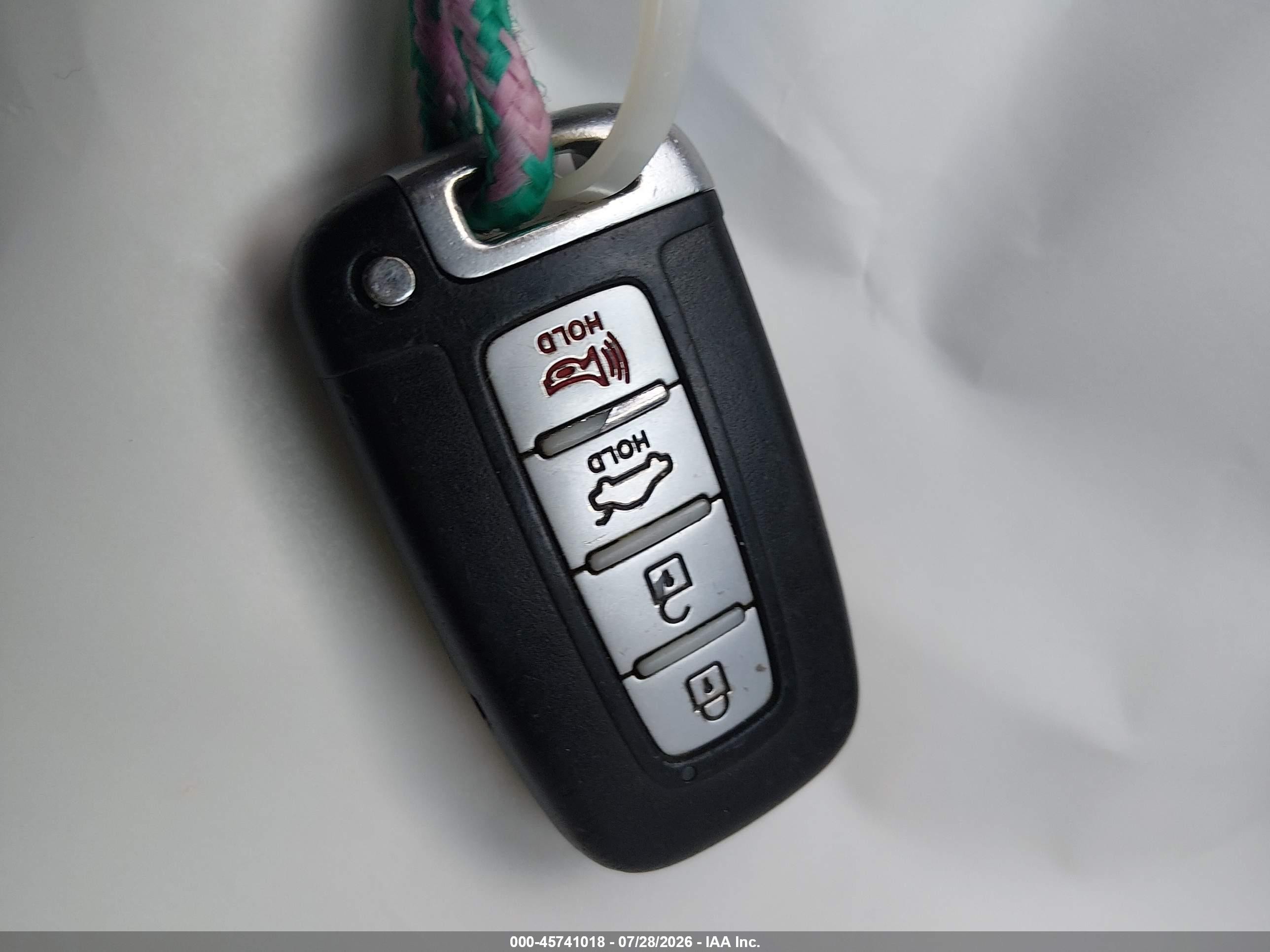 2014 Hyundai Sonata Hybrid Limited Silver vin: KMHEC4A45EA116040