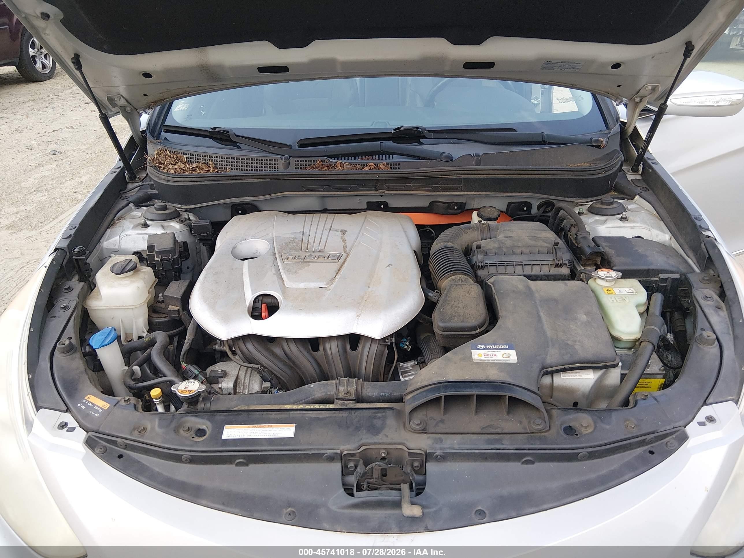 2014 Hyundai Sonata Hybrid Limited Silver vin: KMHEC4A45EA116040