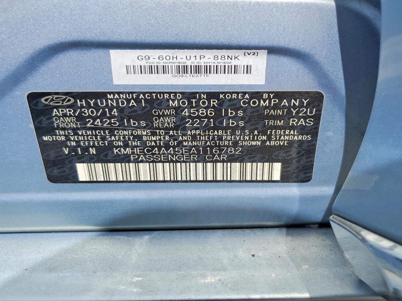2014 Hyundai Sonata Hybrid Blue vin: KMHEC4A45EA116782