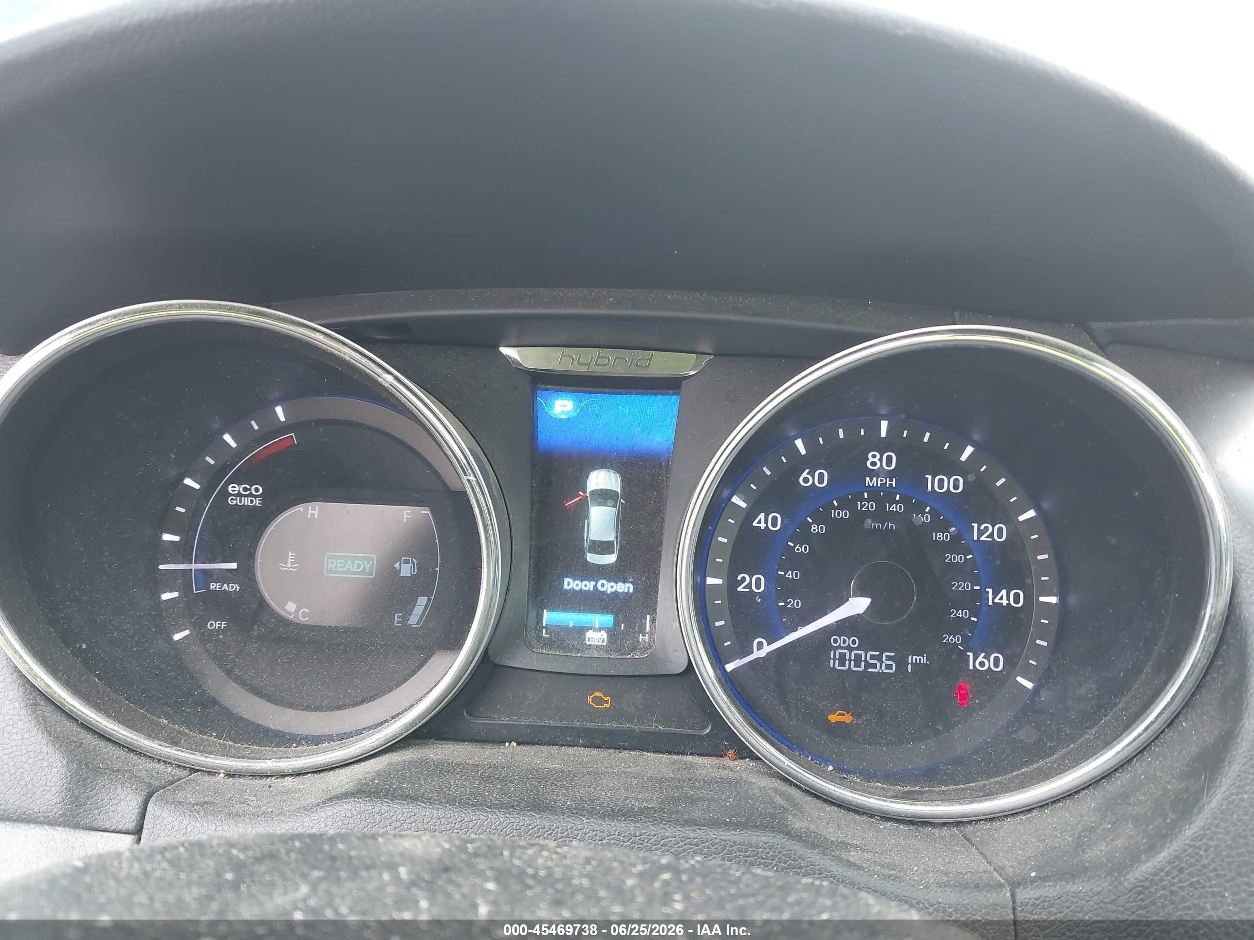2015 Hyundai Sonata Hybrid Limited Silver vin: KMHEC4A45FA119067