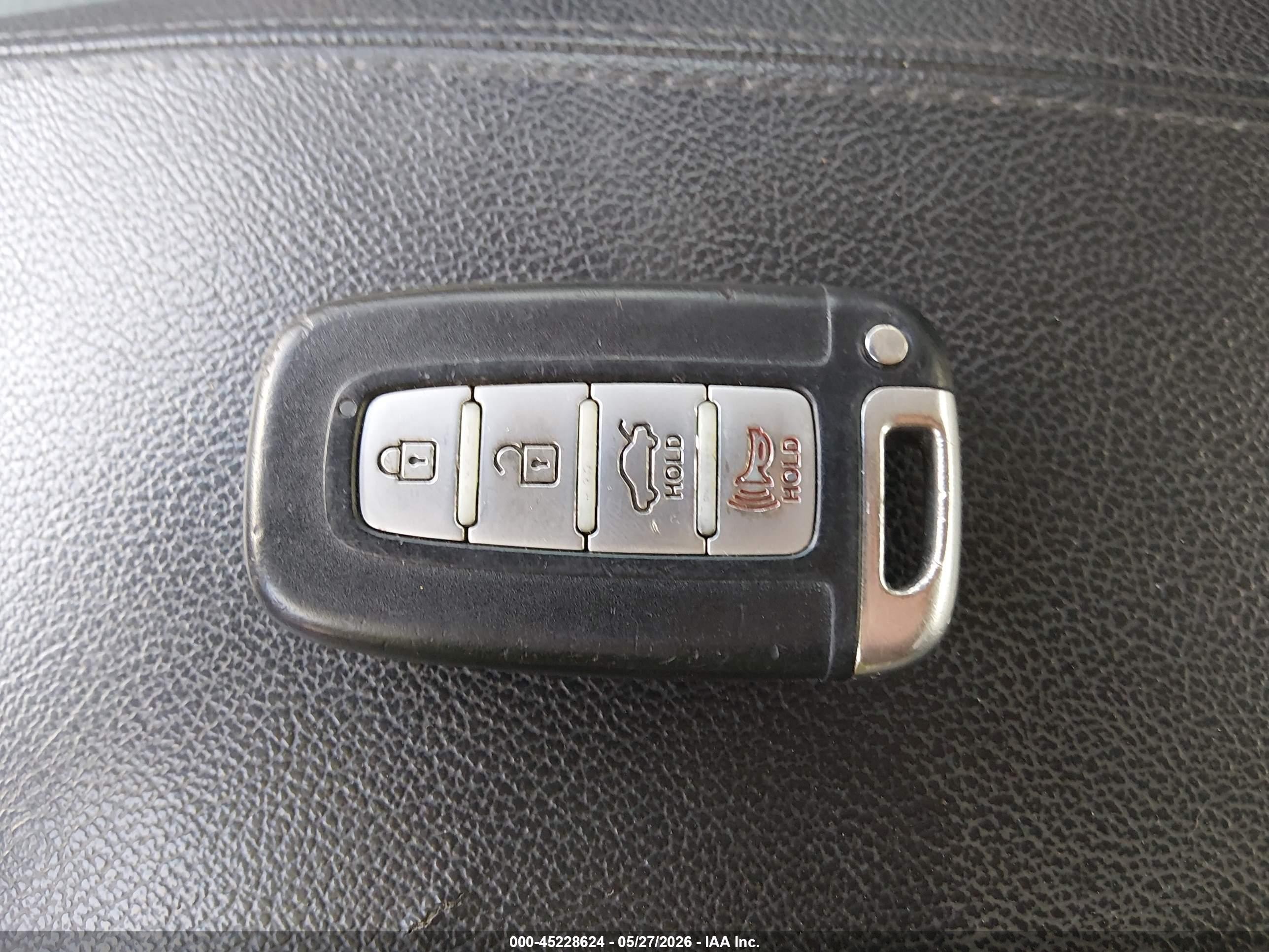 2015 Hyundai Sonata Hybrid   Silver vin: KMHEC4A45FA126861