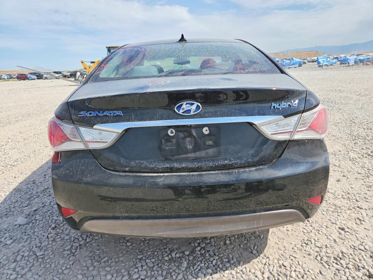 2015 Hyundai Sonata Hybrid Base Black vin: KMHEC4A45FA134488