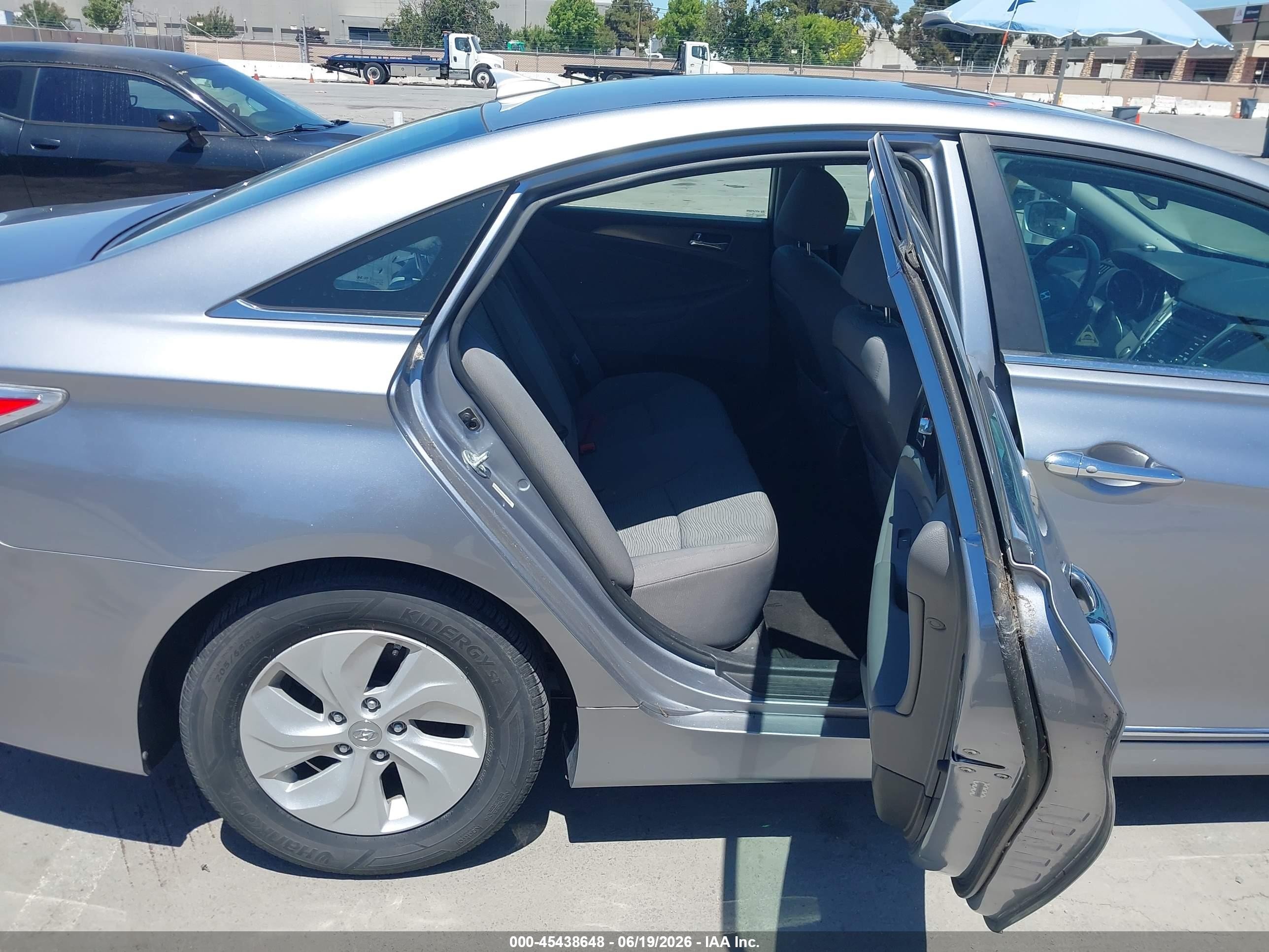 2015 Hyundai Sonata Hybrid   Gray vin: KMHEC4A45FA138671