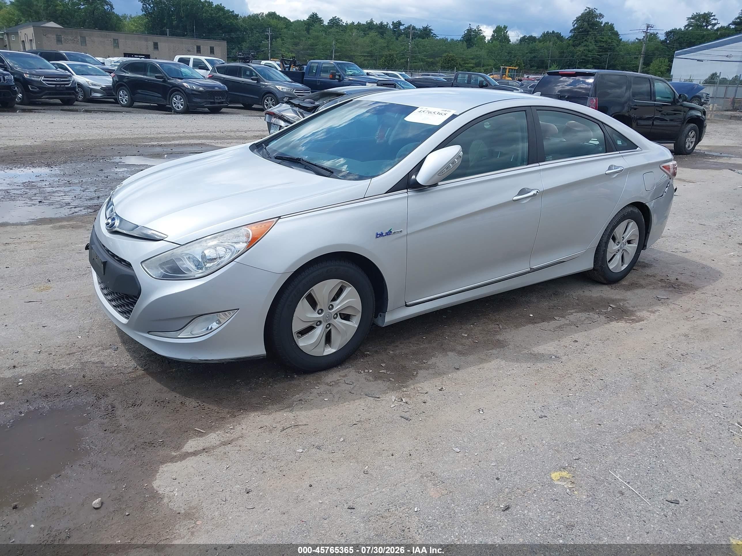 2015 Hyundai Sonata Hybrid   Silver vin: KMHEC4A45FA139089