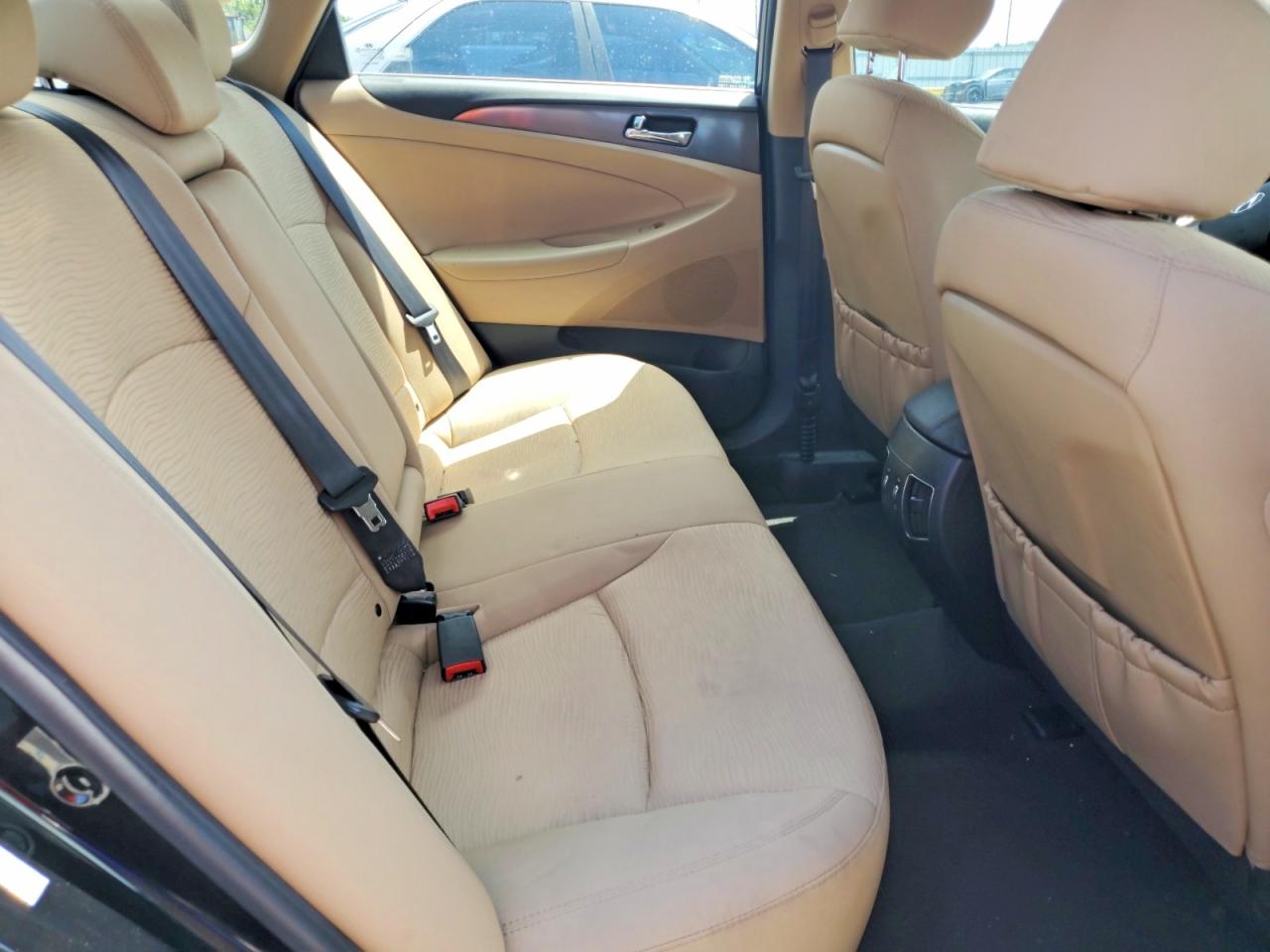 2011 Hyundai Sonata Hybrid Black vin: KMHEC4A46BA003015