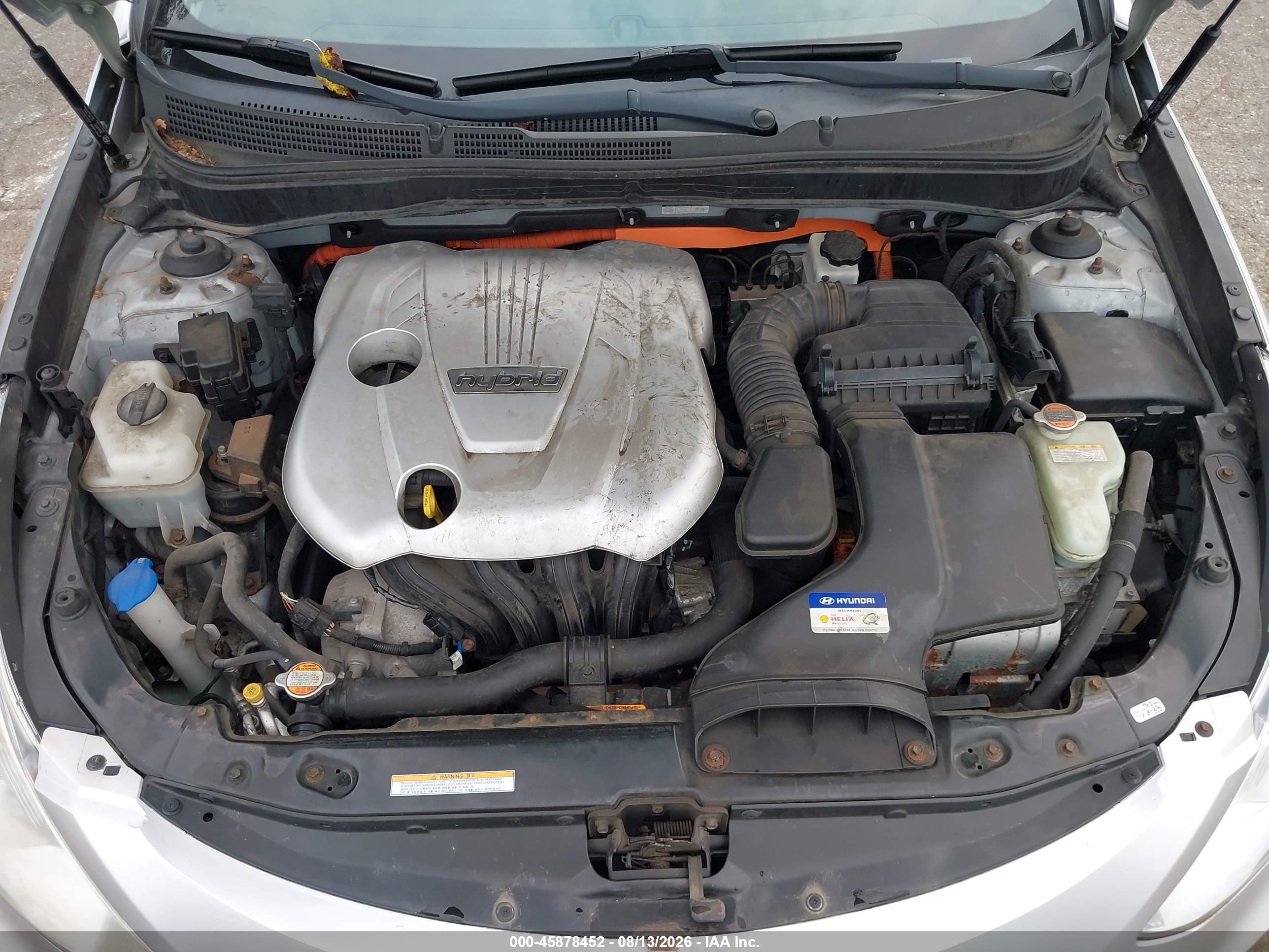 2011 Hyundai Sonata Hybrid   Серебряный vin: KMHEC4A46BA003323