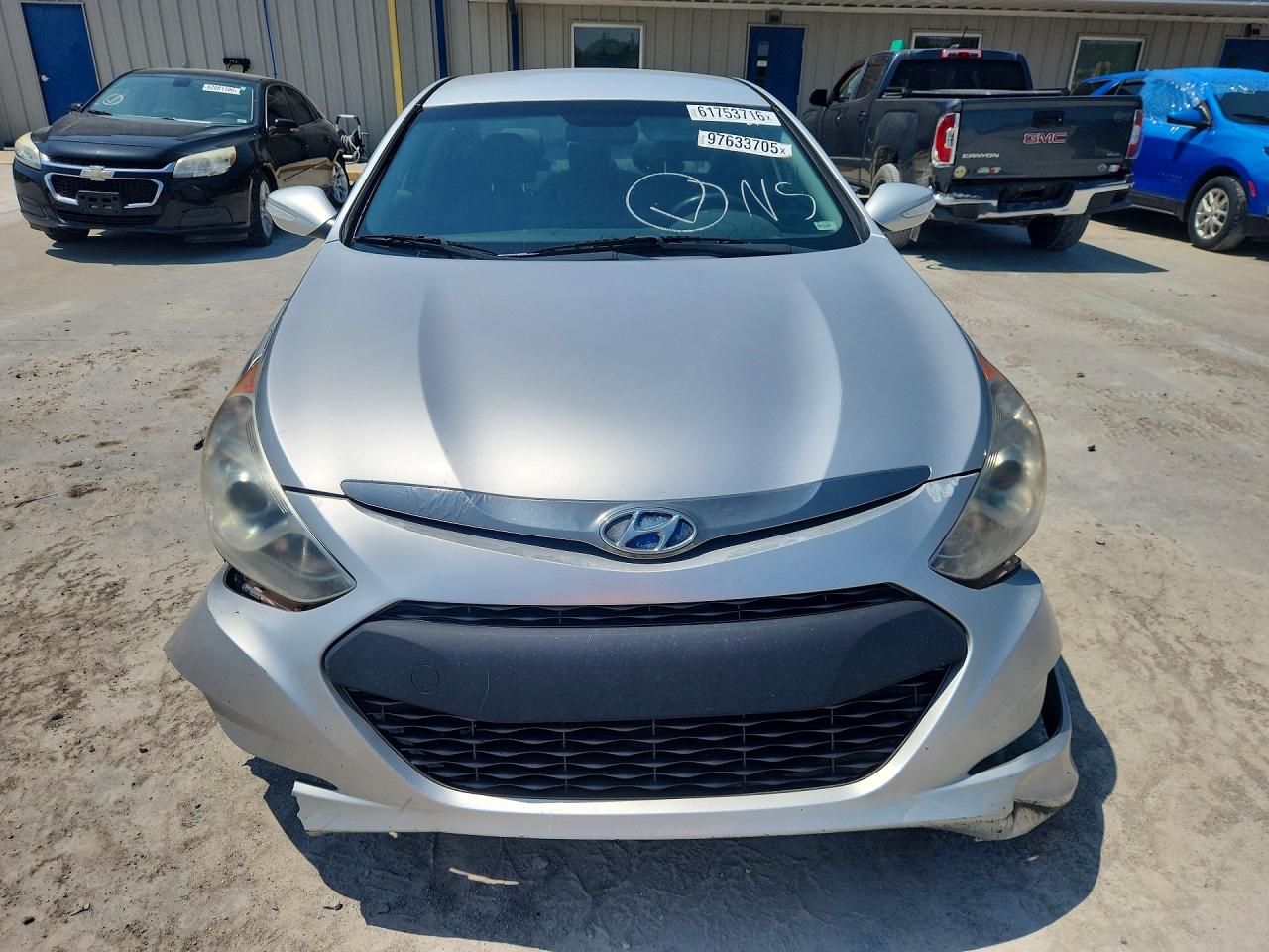 2011 Hyundai Sonata Hybrid Silver vin: KMHEC4A46BA004567