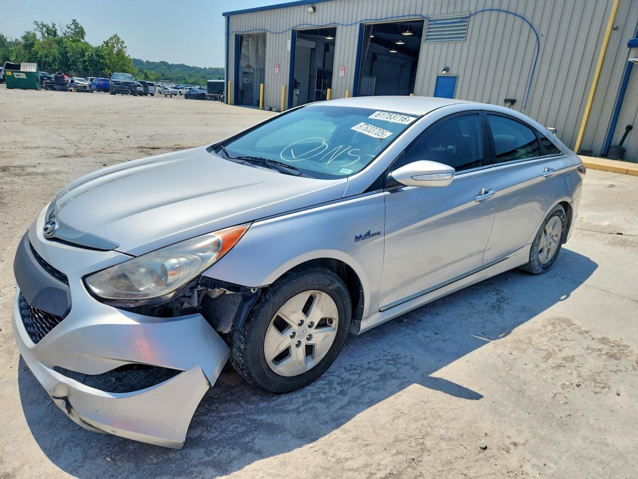 2011 Hyundai Sonata Hybrid Silver vin: KMHEC4A46BA004567