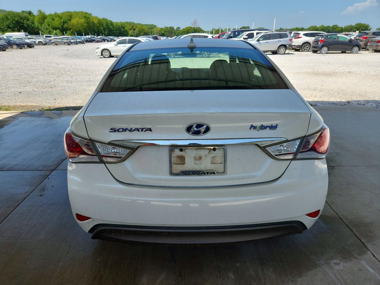 2011 Hyundai Sonata Hybrid Белый vin: KMHEC4A46BA008120