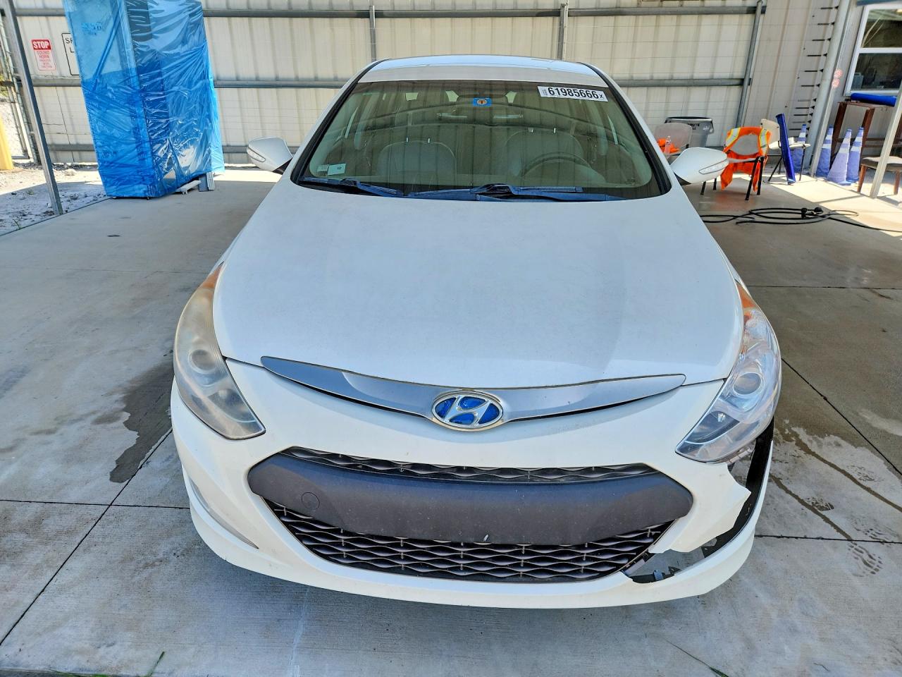 2011 Hyundai Sonata Hybrid Белый vin: KMHEC4A46BA008120