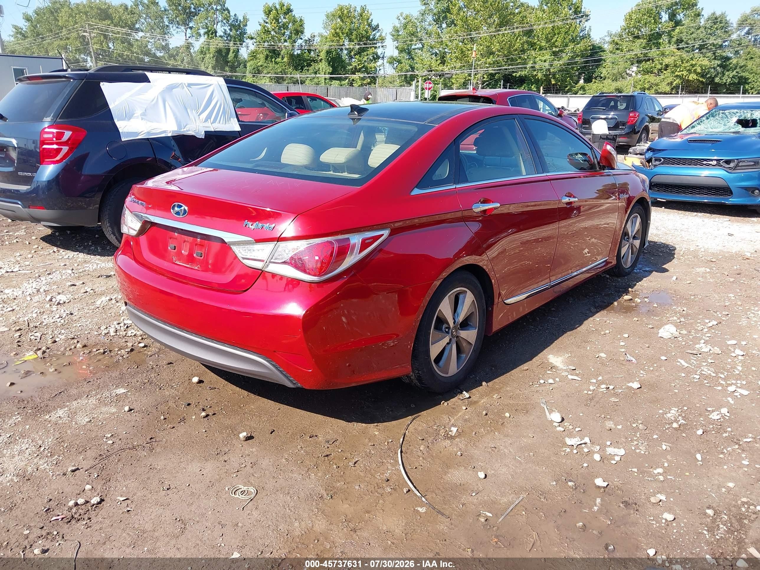 2012 Hyundai Sonata Hybrid   Red vin: KMHEC4A46CA038669