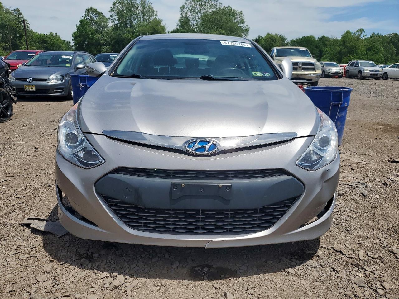 2012 Hyundai Sonata Hybrid Silver vin: KMHEC4A46CA039076