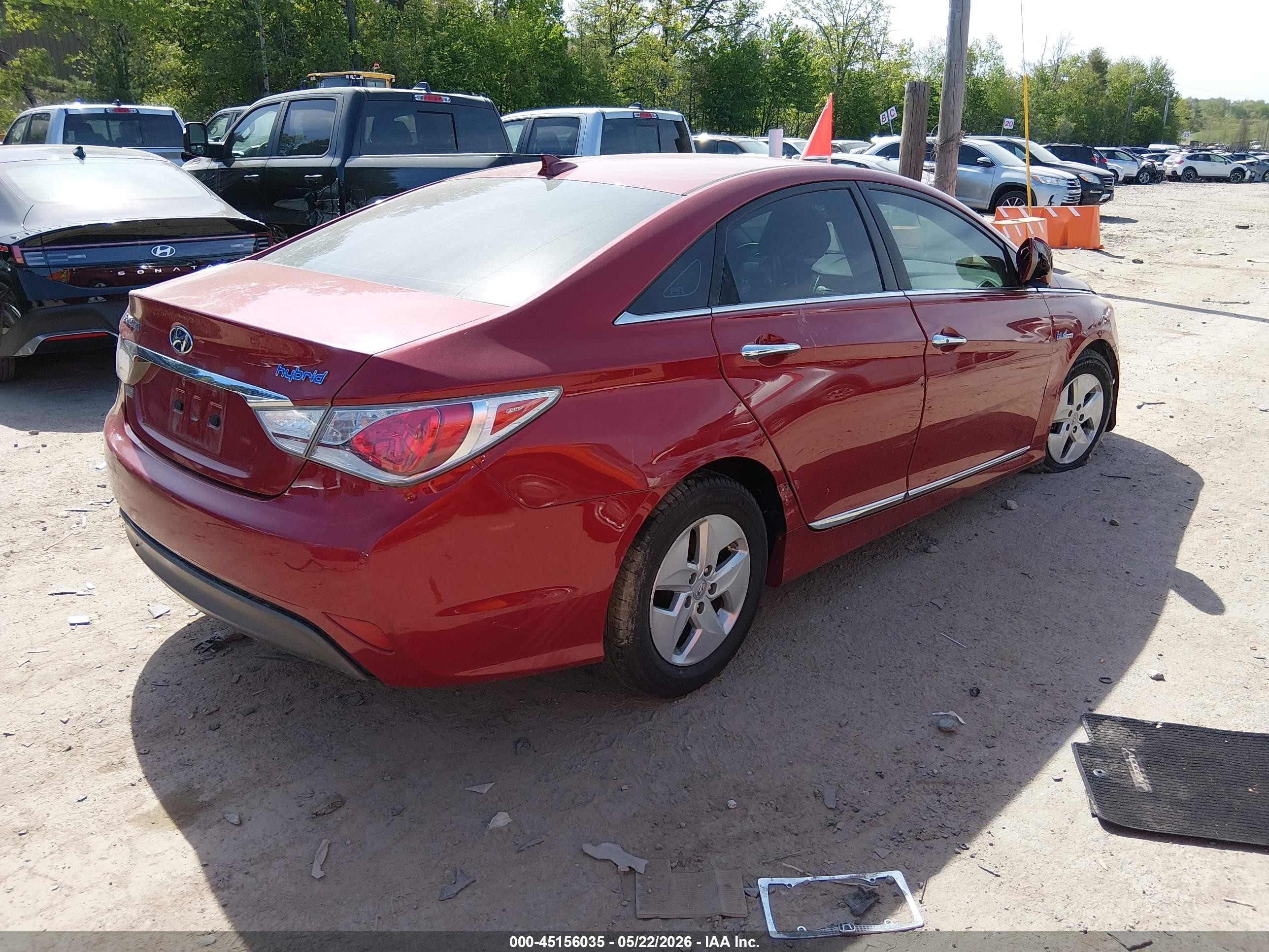 2012 Hyundai Sonata Hybrid   Red vin: KMHEC4A46CA063149