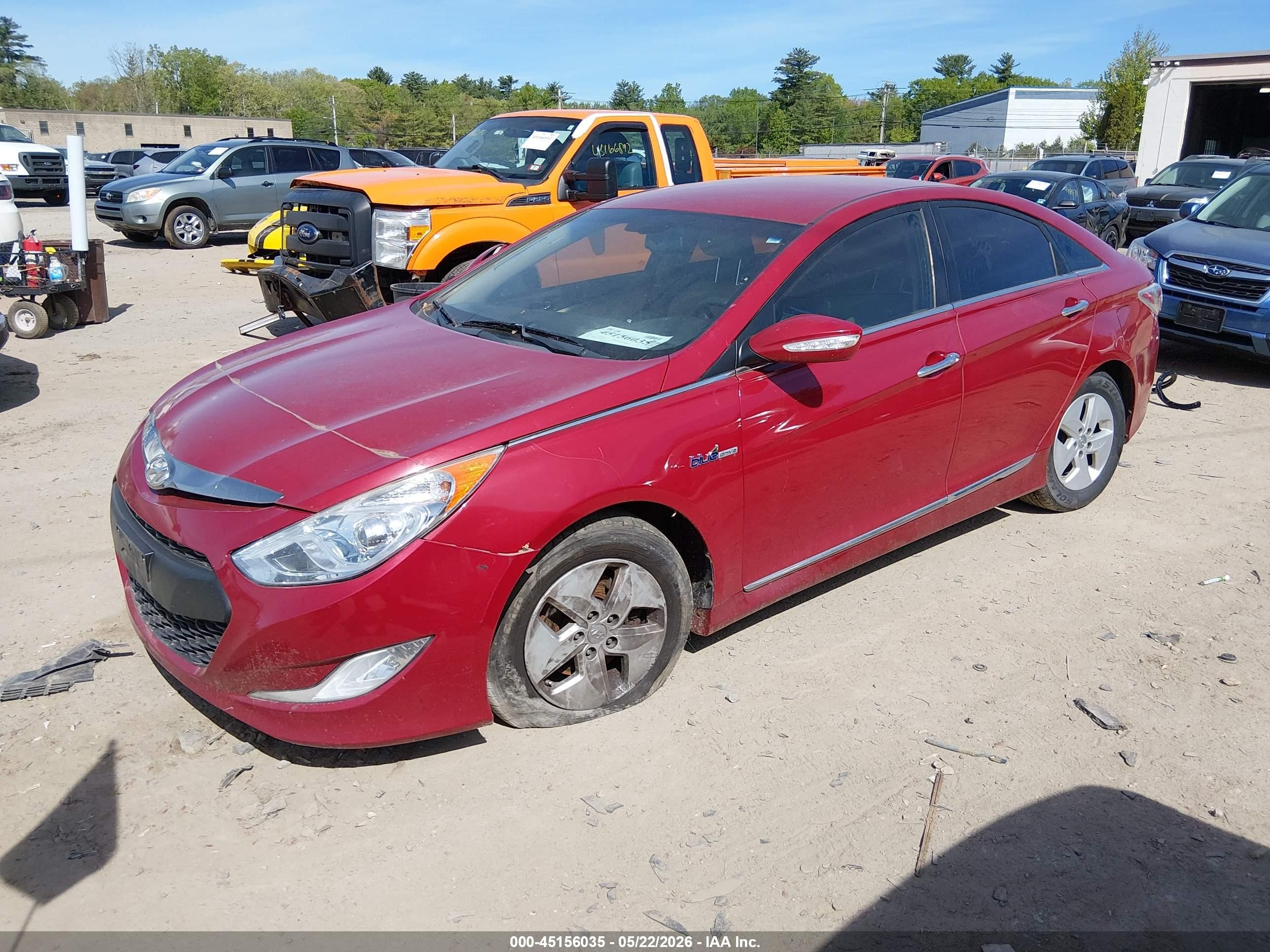 2012 Hyundai Sonata Hybrid   Red vin: KMHEC4A46CA063149