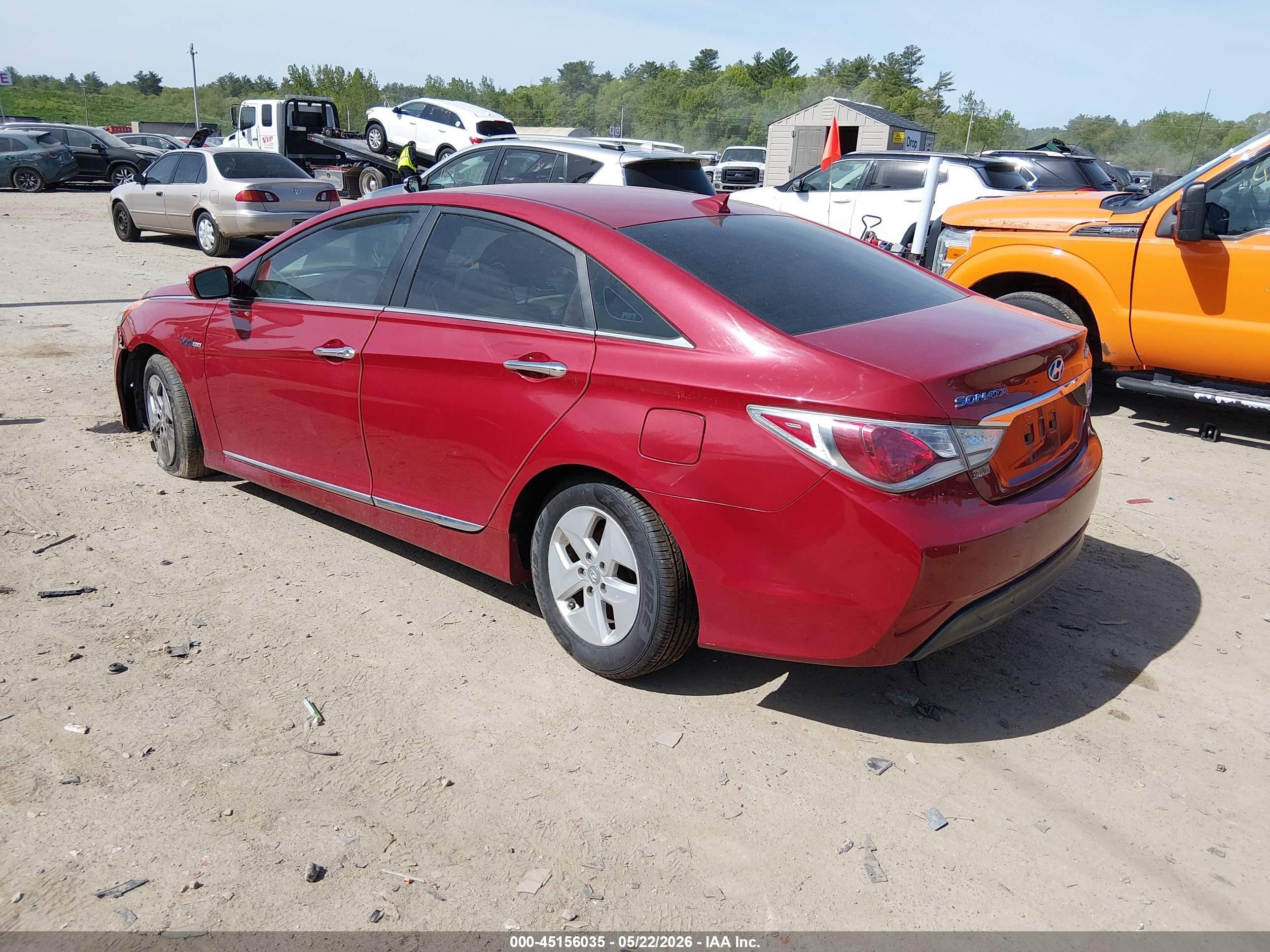 2012 Hyundai Sonata Hybrid   Red vin: KMHEC4A46CA063149