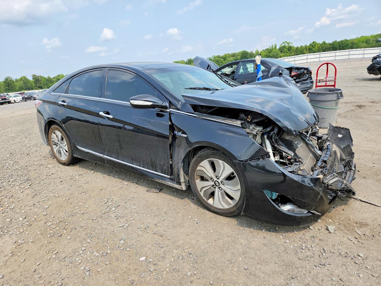 2013 Hyundai Sonata Hybrid Black vin: KMHEC4A46DA051357