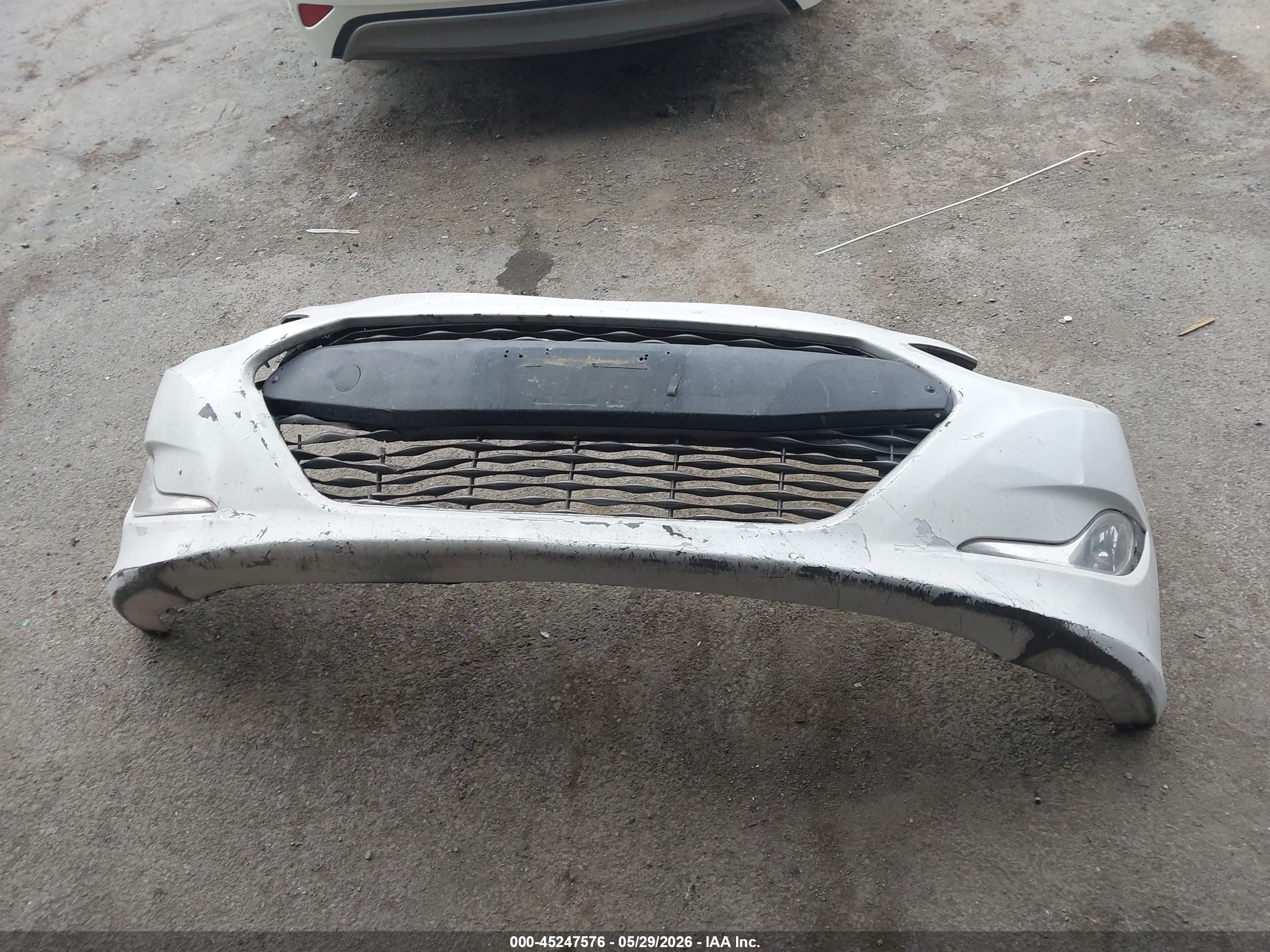 2013 Hyundai Sonata Hybrid   White vin: KMHEC4A46DA067560