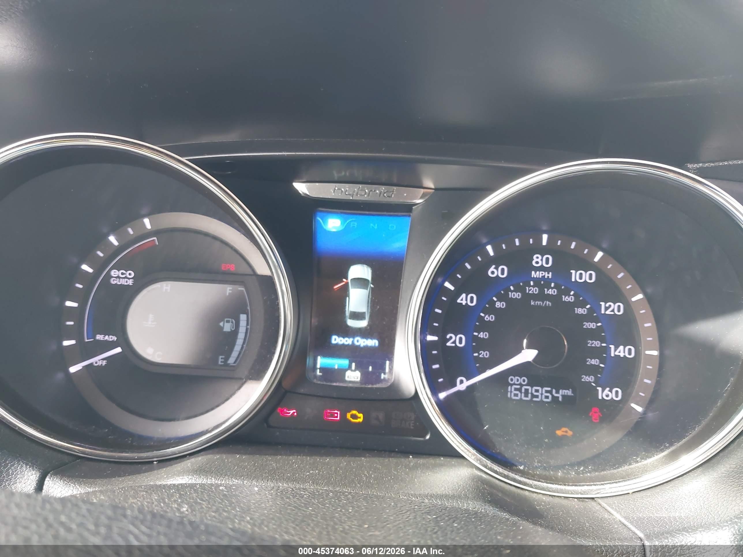 2013 Hyundai Sonata Hybrid   Silver vin: KMHEC4A46DA083032