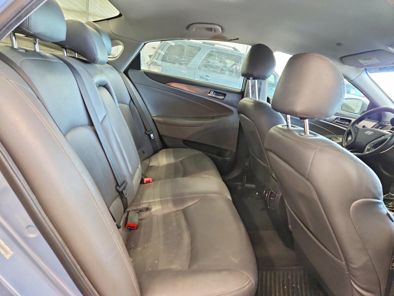 2013 Hyundai Sonata Hybrid Blue vin: KMHEC4A46DA088537