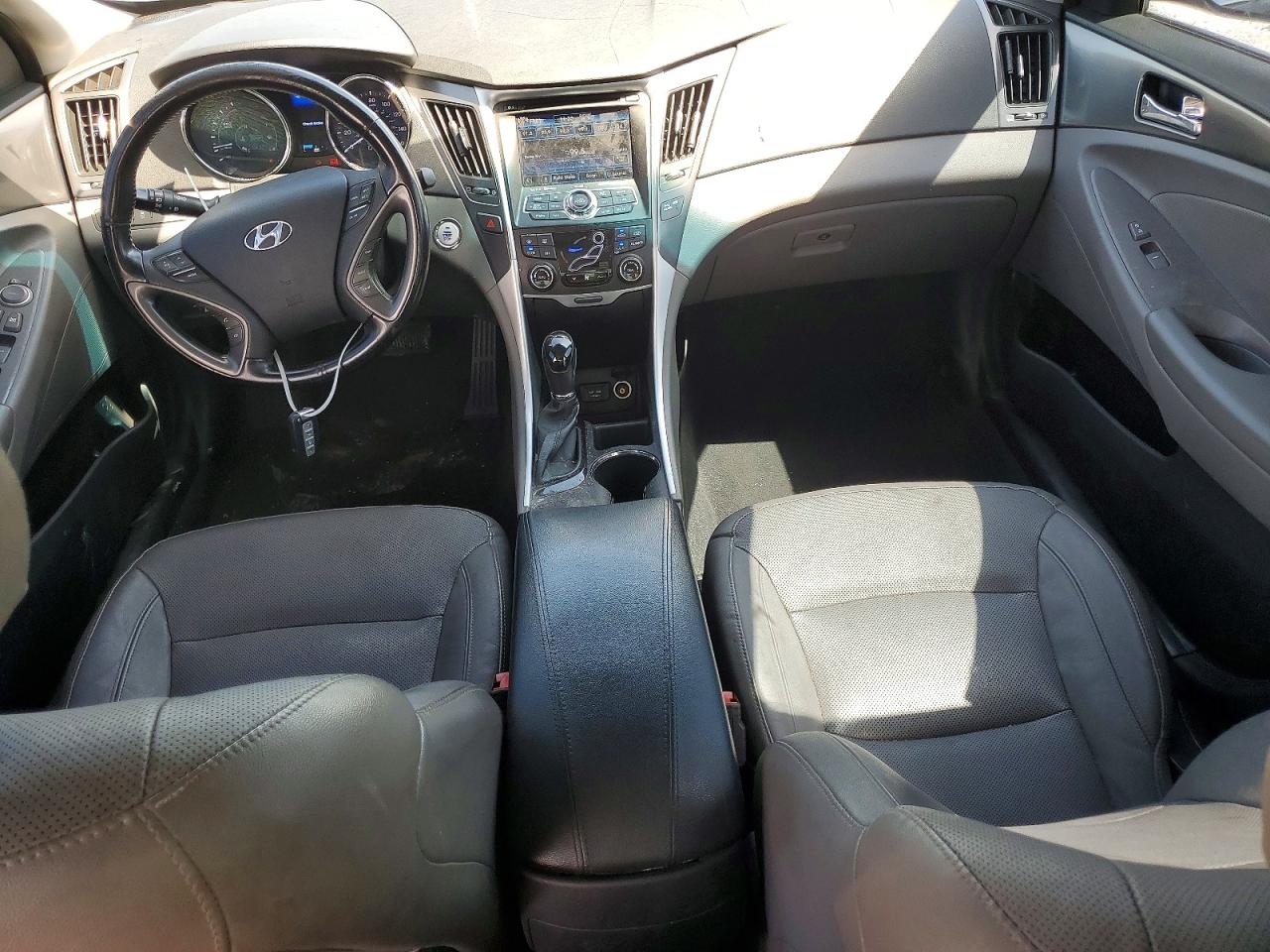2014 Hyundai Sonata Hybrid Black vin: KMHEC4A46EA105919